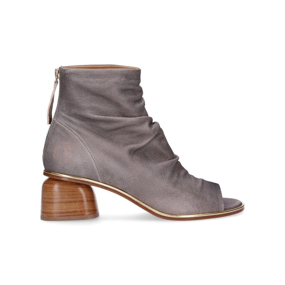Halmanera Grey Leather Ankle Boots in Gray Lyst