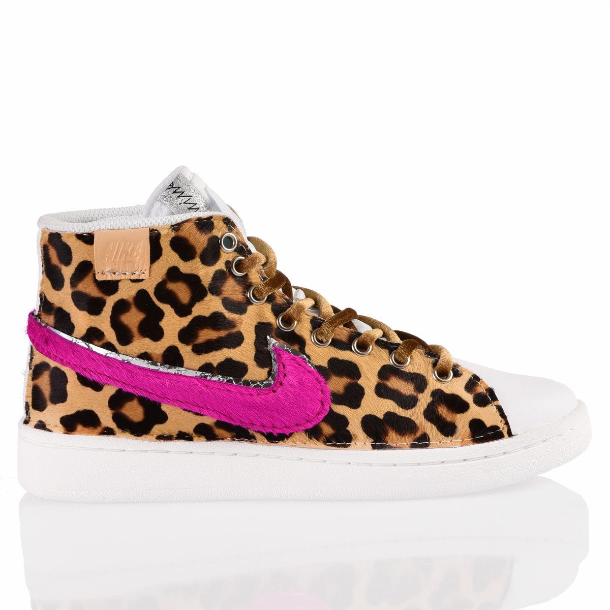 mens nike hi top sneakers