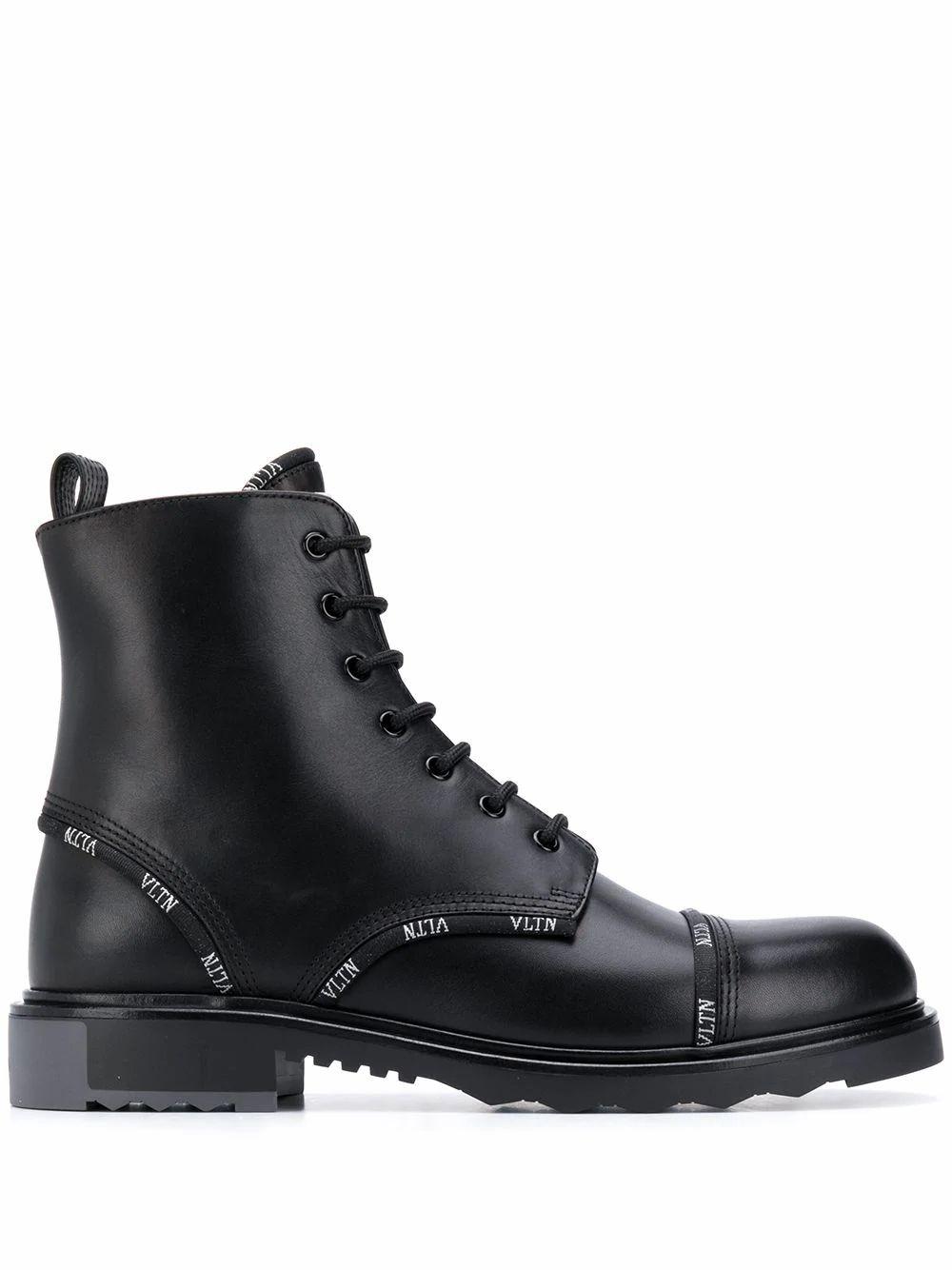 Valentino Garavani Leather Ankle Boots in Black for Men - Lyst