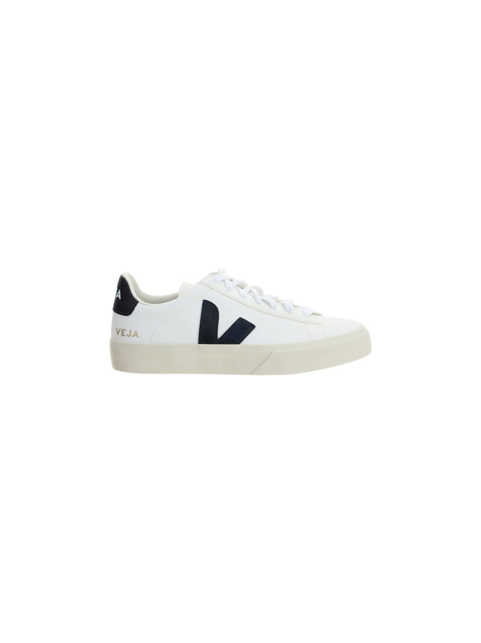 veja white shoes