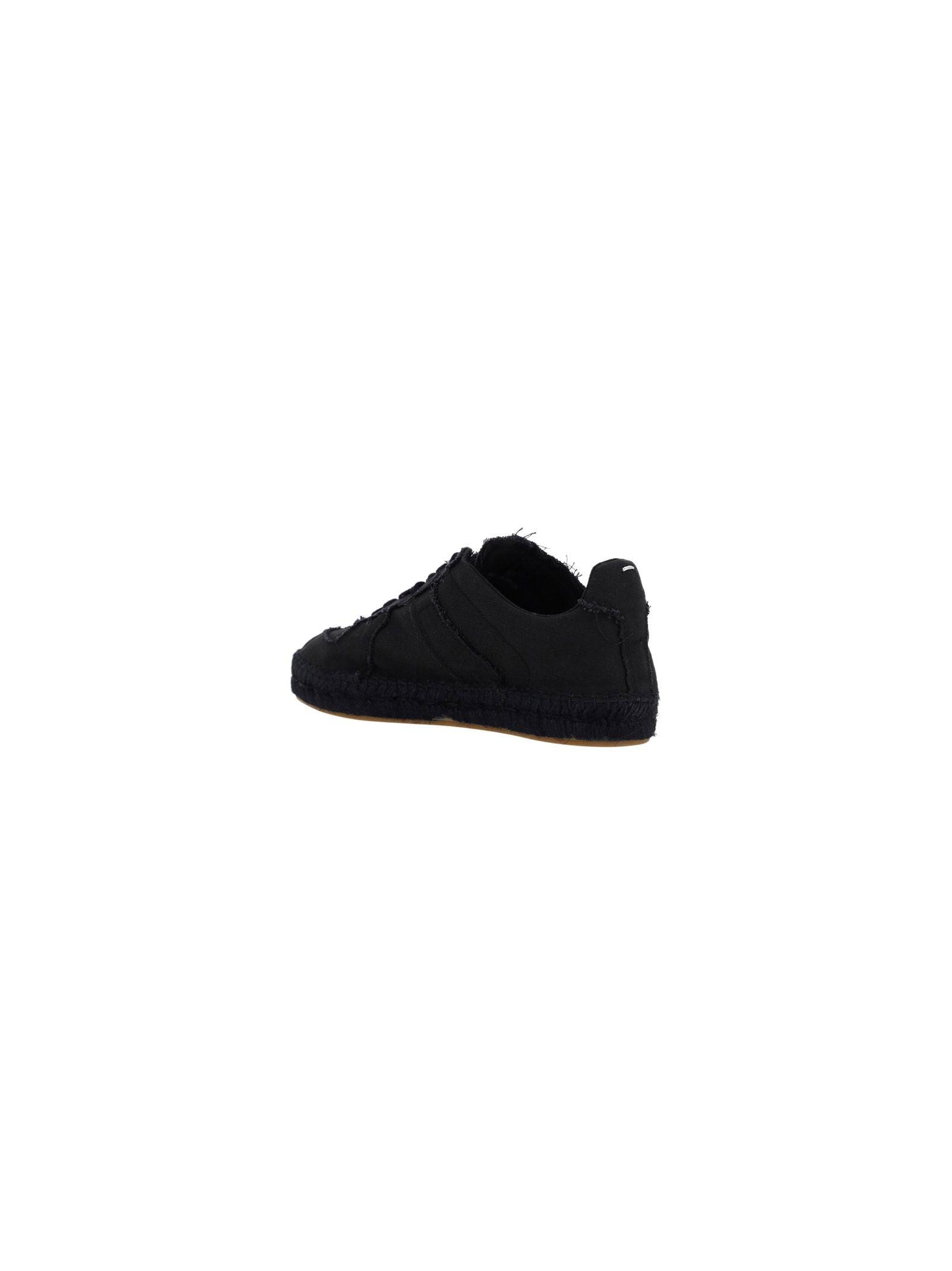 Maison Margiela Sneakers in Black | Lyst