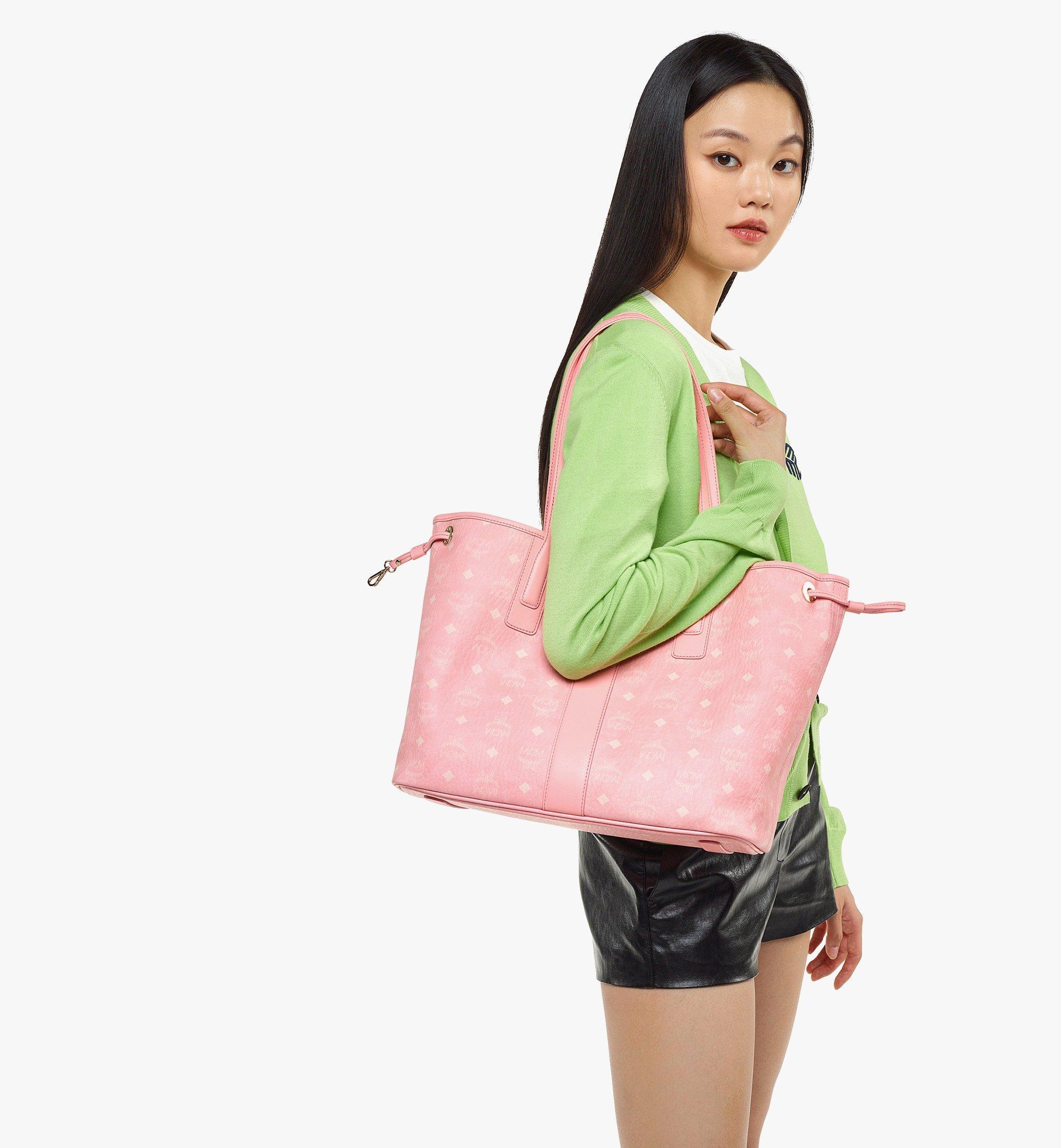 MCM Reversible Liz Shopper In Visetos in Pink