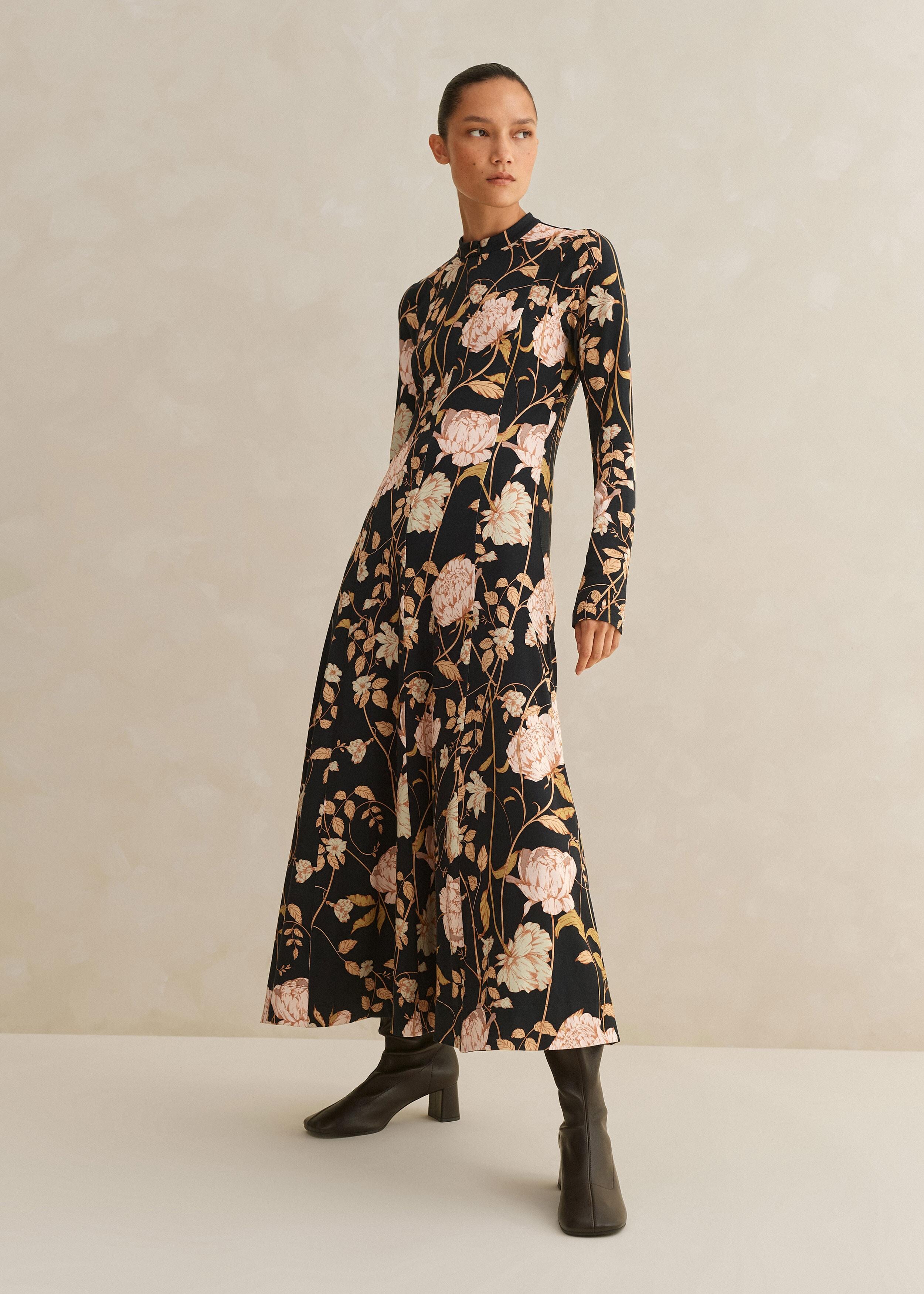 ME+EM Romantic Floral Print Fit And Flare Maxi Dress in Natural | Lyst UK ME+EM Romantic Floral Print Fit And Flare Maxi Dress in Natural | Lyst UK