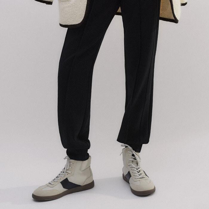 ME EM Travel Tailoring Jogger in Black Lyst UK
