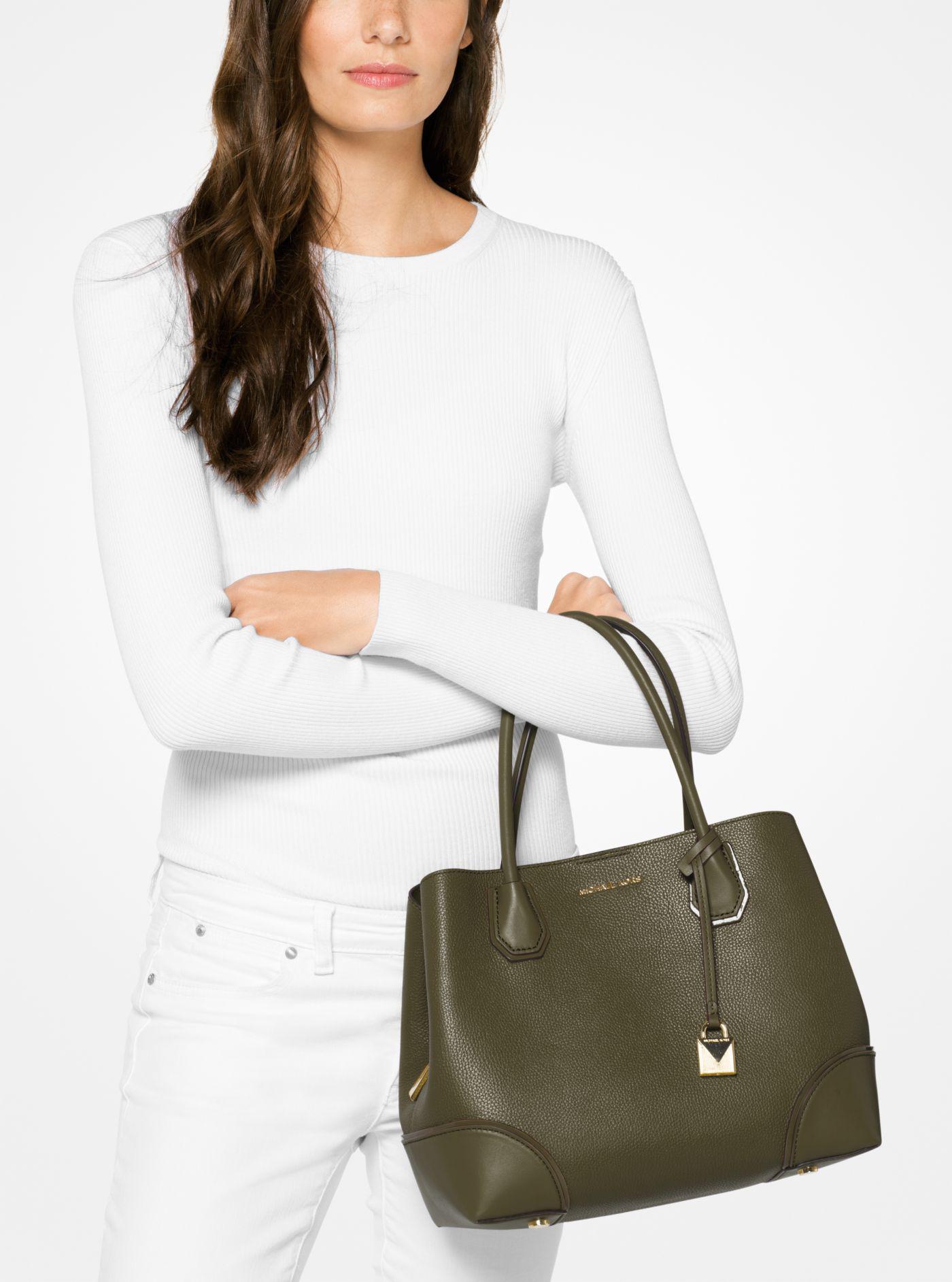 Michael Kors Mercer Gallery Medium Leather Satchel 2024 | favors.com