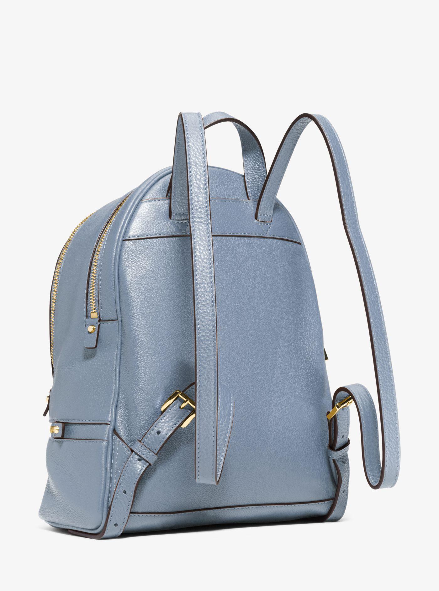 patagonia black hole 25 liter PACK 25L hunting daypack but with a huge Color:Silk Periwinkle On My Level Bag