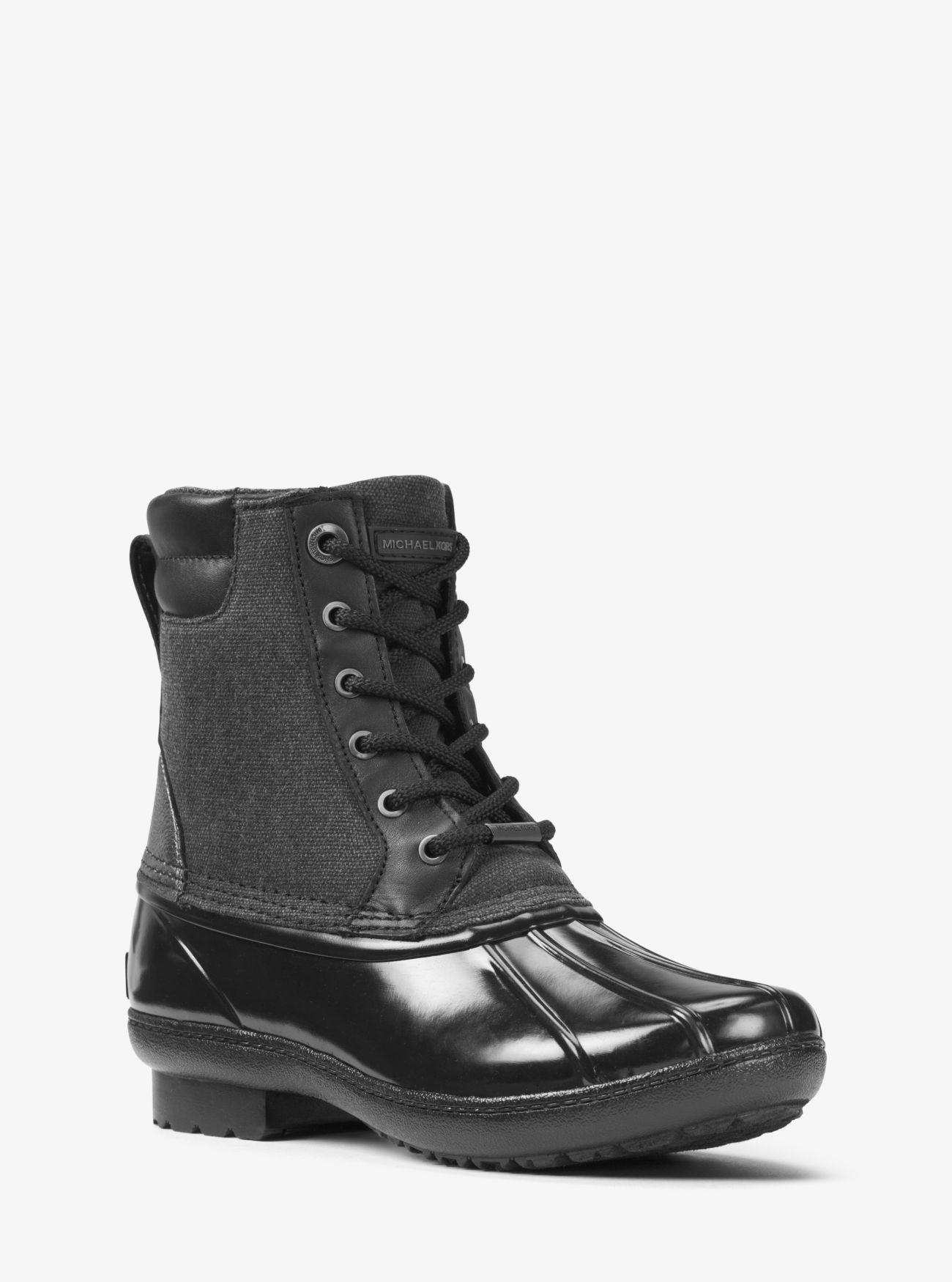 Easton Lace-up Duck Boot in Black 