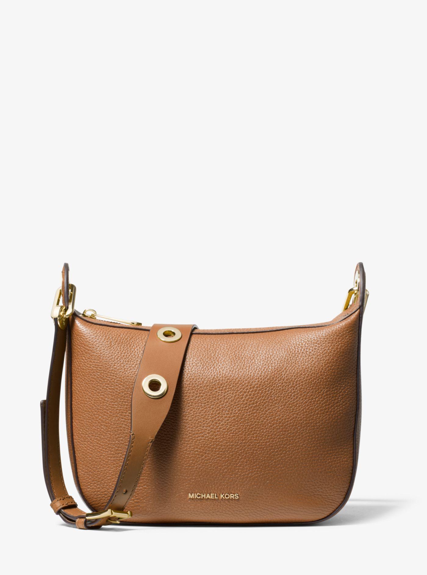 Michael kors best sale barlow messenger