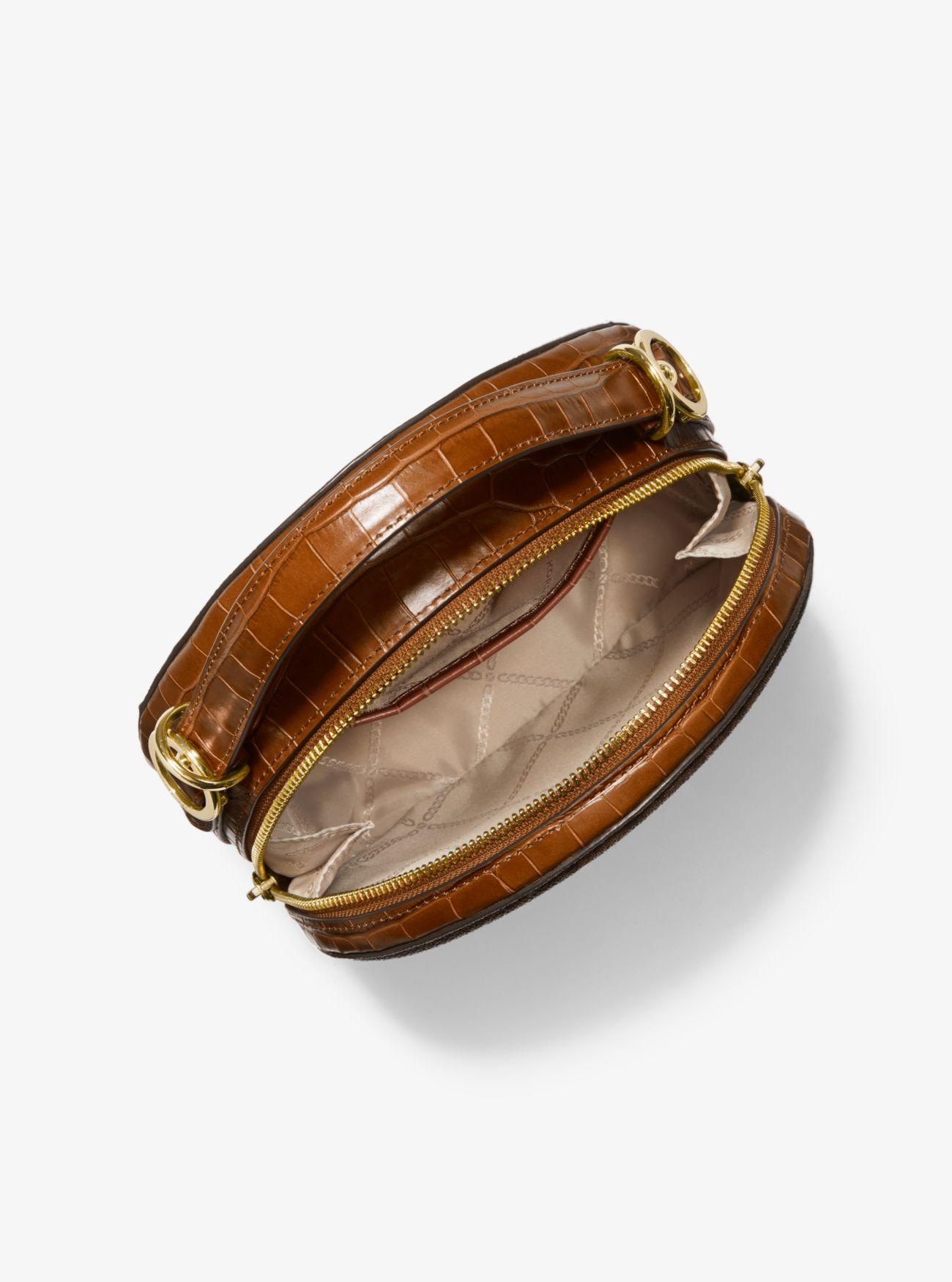 Bandolera Redonda Delaney Mediana Con Logotipo MICHAEL Michael Kors de  color Marrón | Lyst