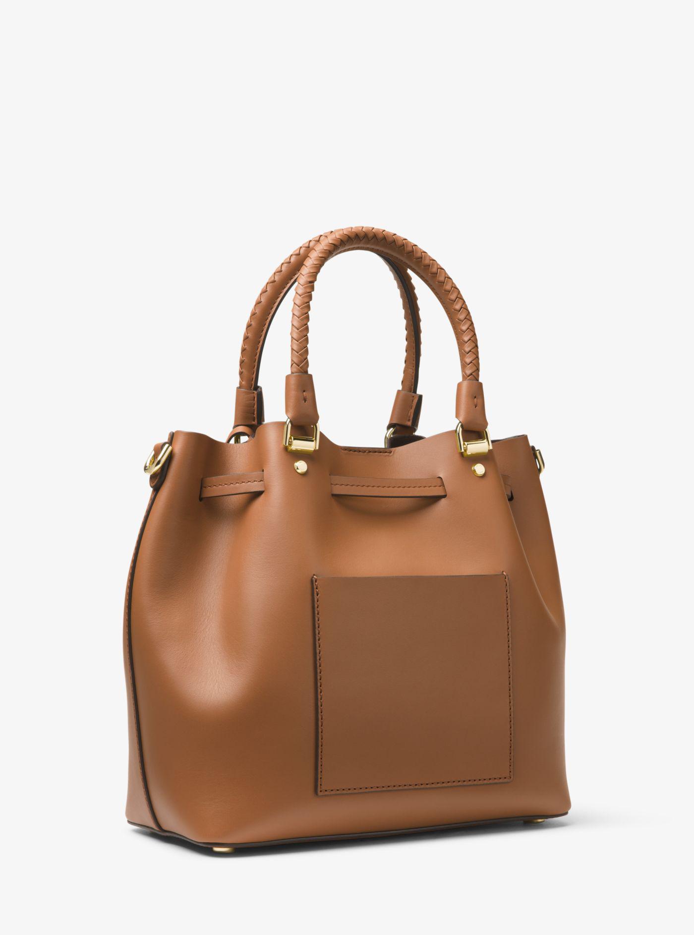 michael kors blakely bucket bag