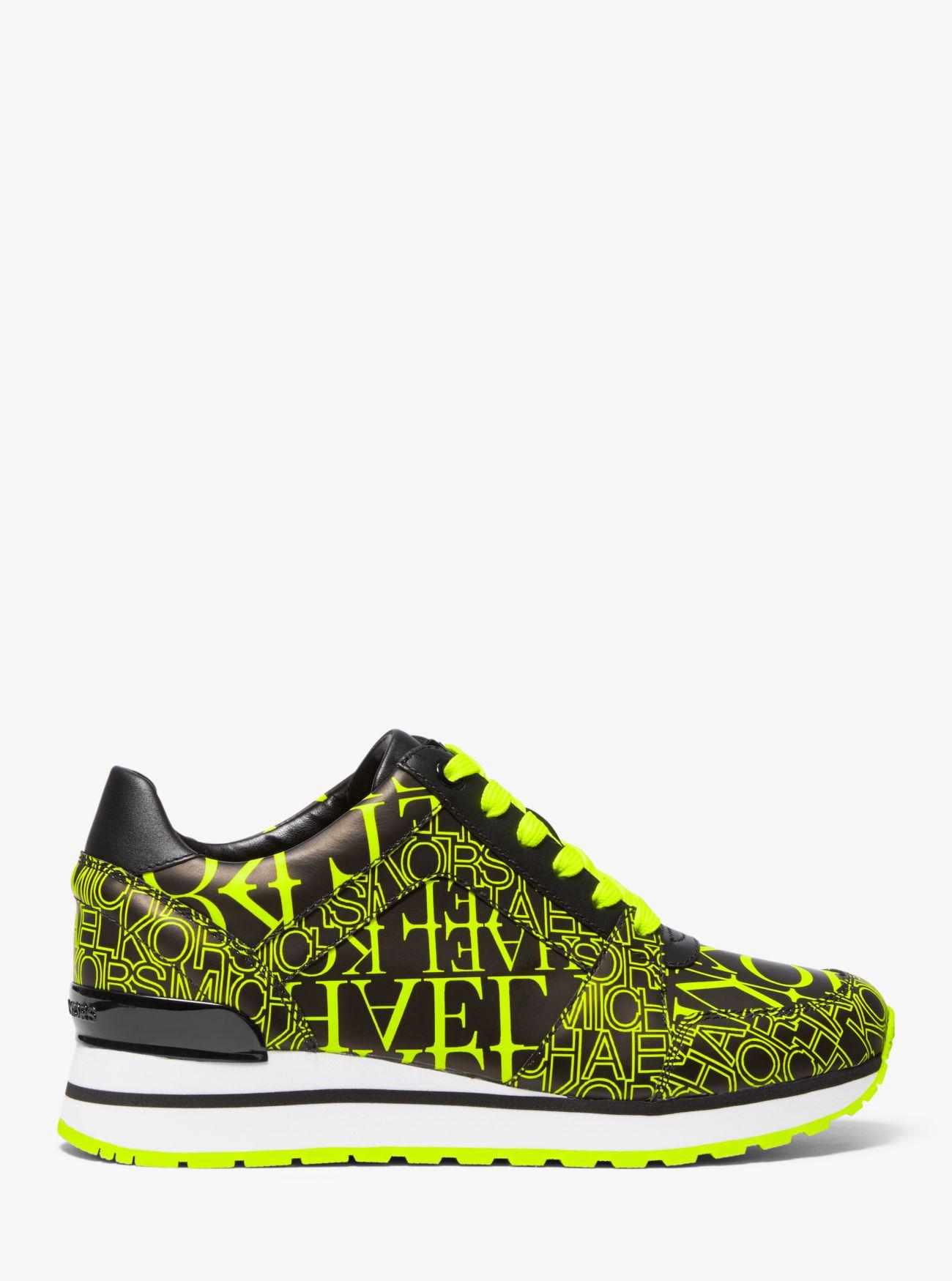 billie newsprint logo leather trainer