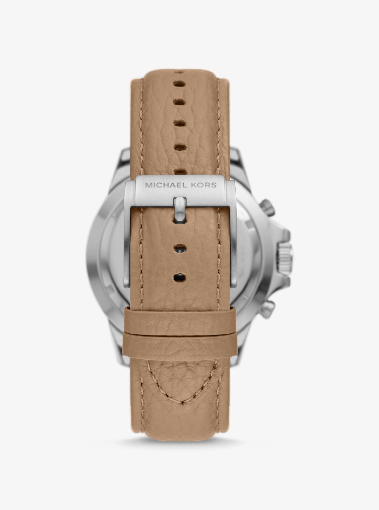 Orologio Everest oversize tonalità argento con cinturino in pelle