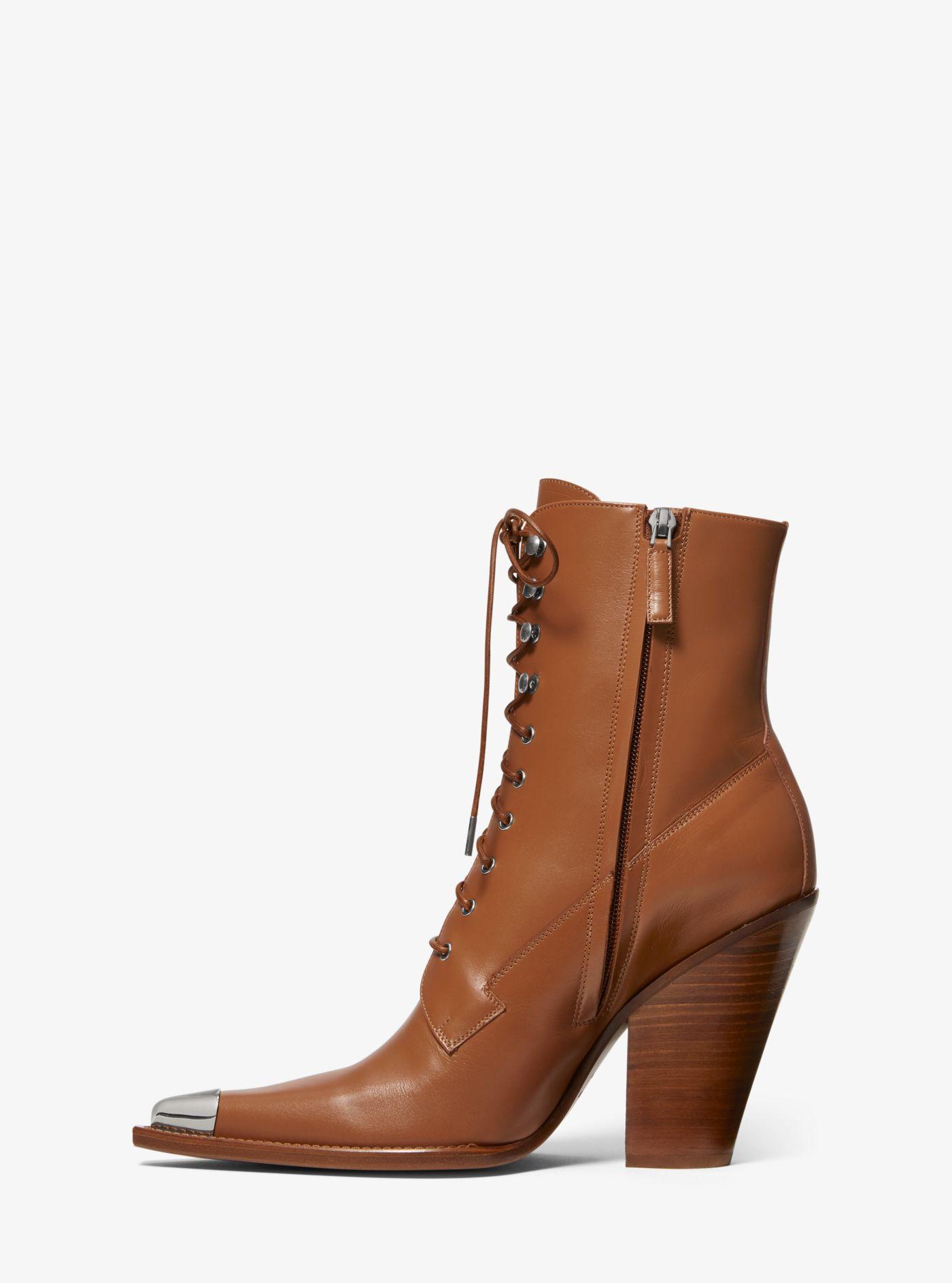 Total 38+ imagen michael kors brown leather boots - Abzlocal.mx