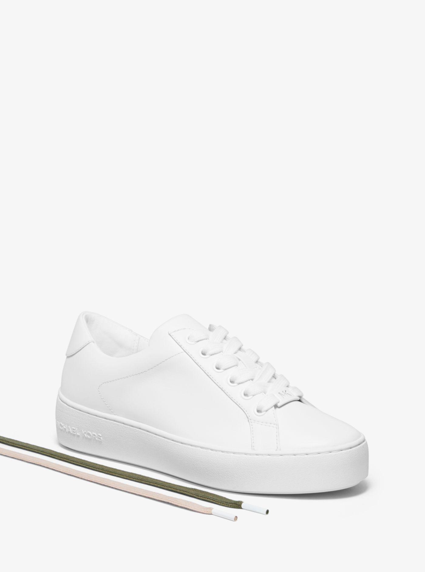 gennemsnit Levere Prædiken Michael Kors Poppy Leather Sneaker in White - Lyst