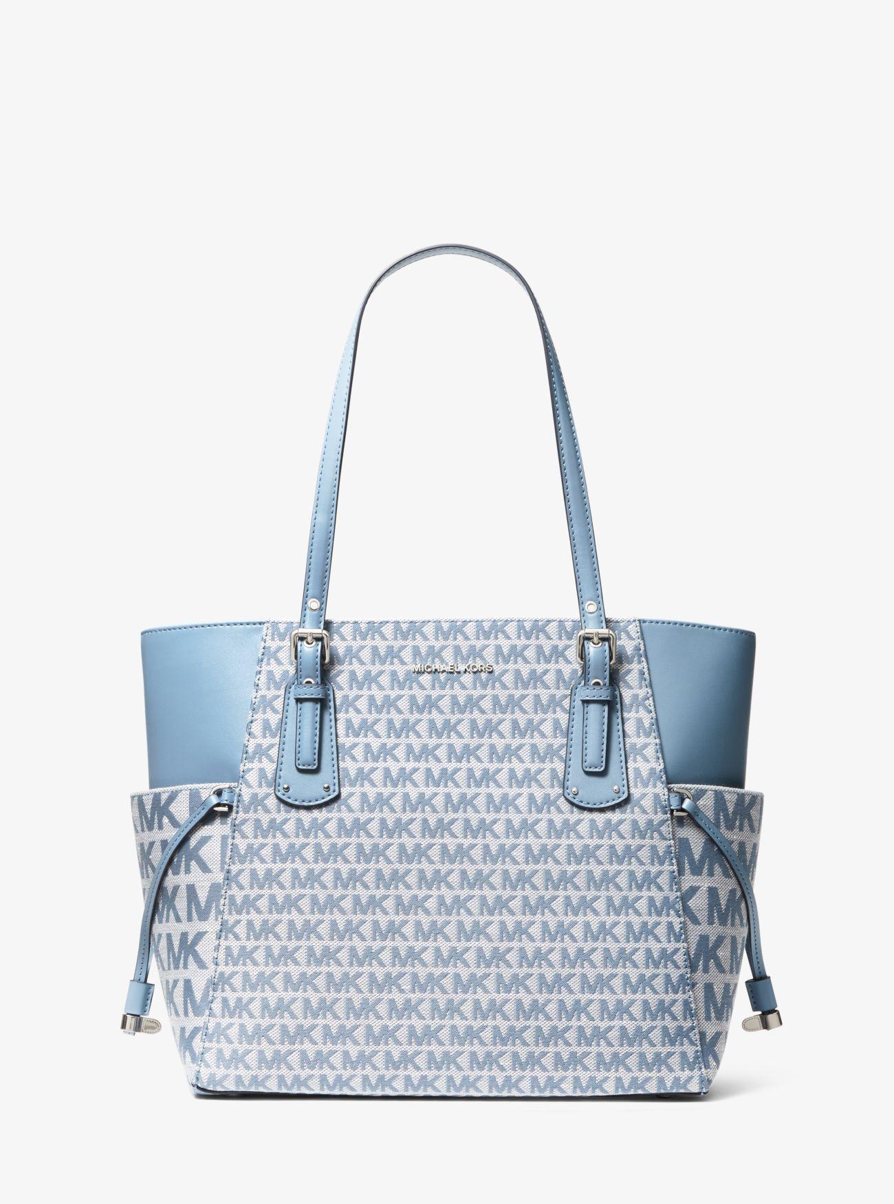 Bolso tote Voyager mediano de jacquard con logotipo Michael Kors de color  Azul | Lyst