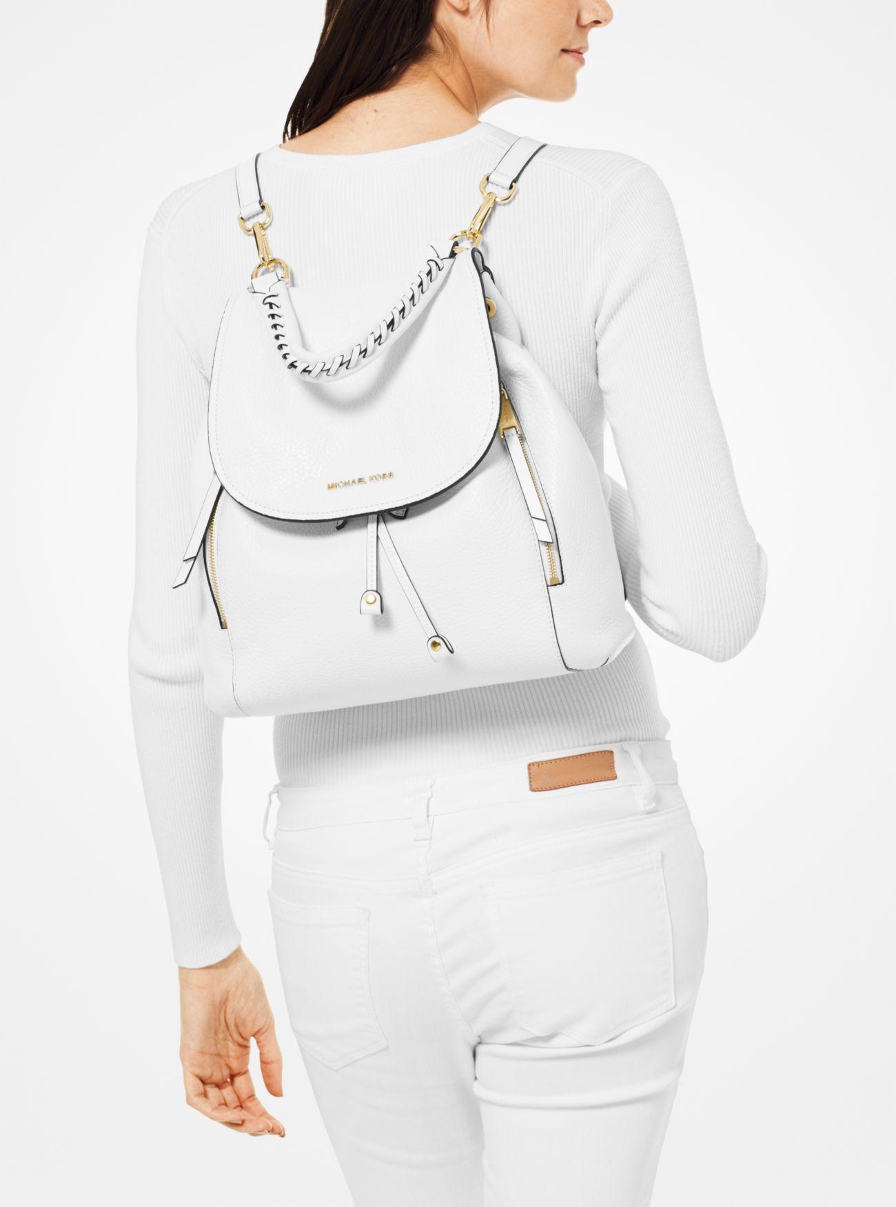 Zaino Viv Grande In PelleMichael Kors in Materiale sintetico di colore  Bianco | Lyst