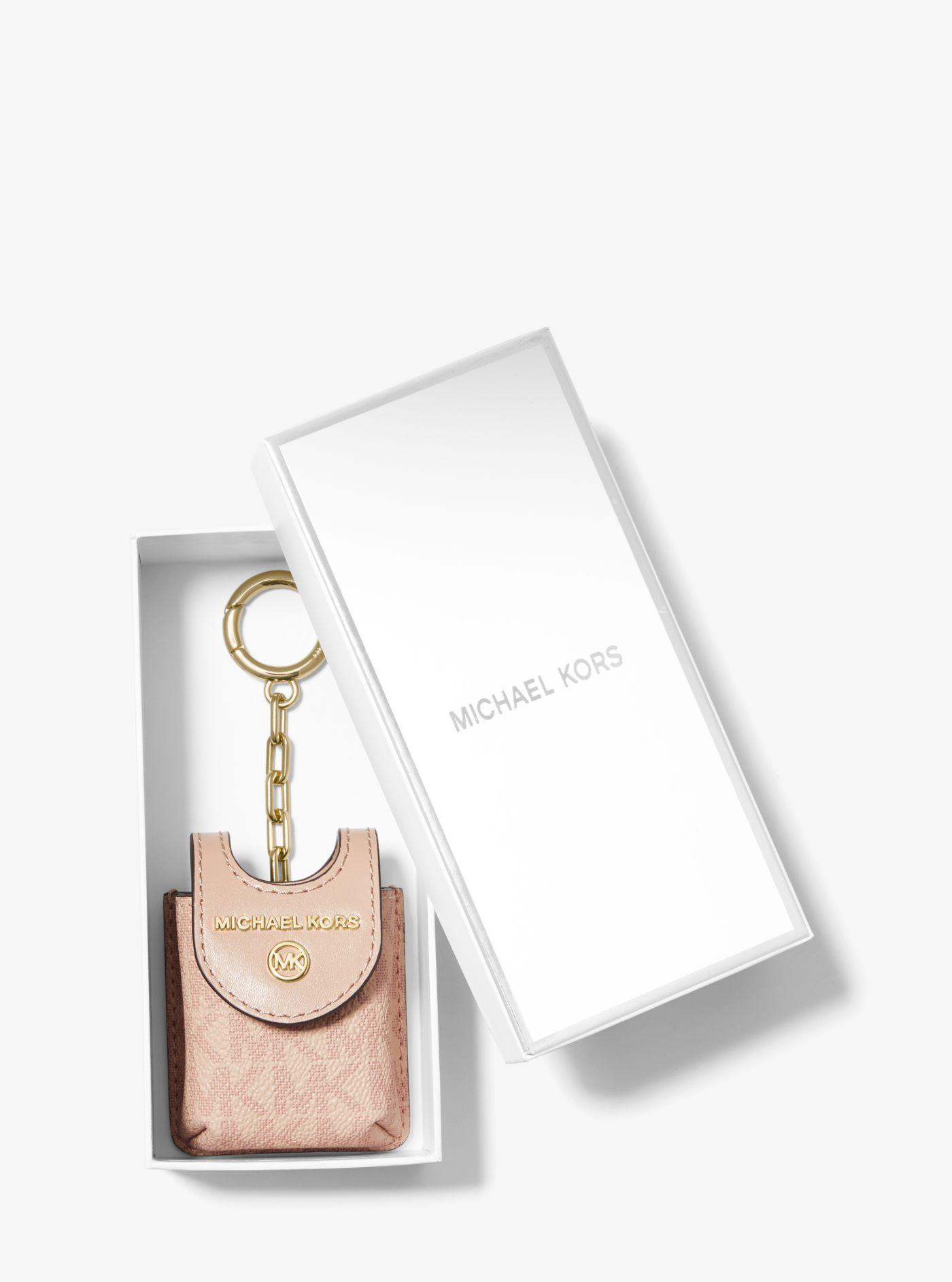Actualizar 42+ imagen michael kors sanitizer holder Abzlocal.mx