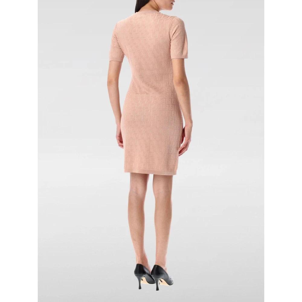 ワンピース Fendi Short Fitted Dress FENDI X SKIMS KIM KARDASHIAN EMBOSSED SHORT SLEEVE DRESS
