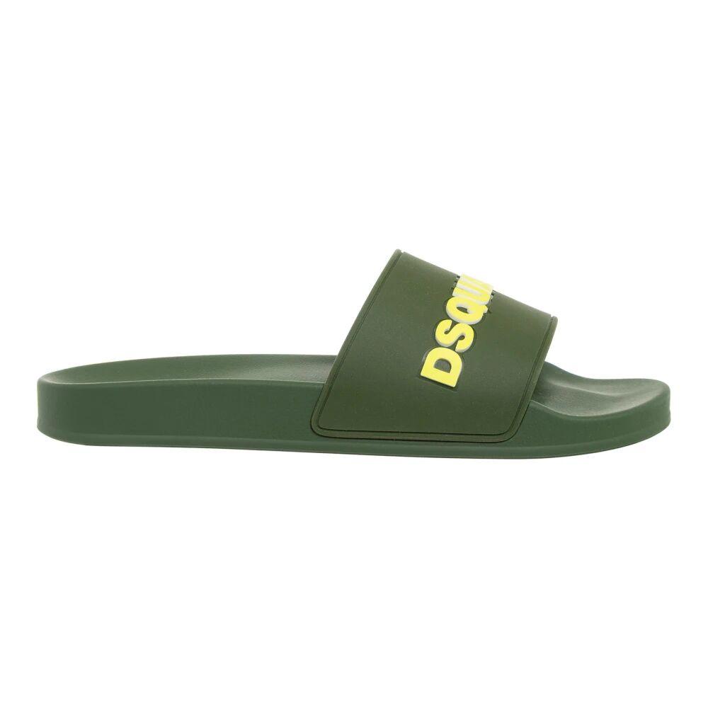 サンダル DSQUARED2 Men Sandals Green FFM000117200001 8085 DSQUARED2 logo-embossed Flip Flops | Green | FARFETCH