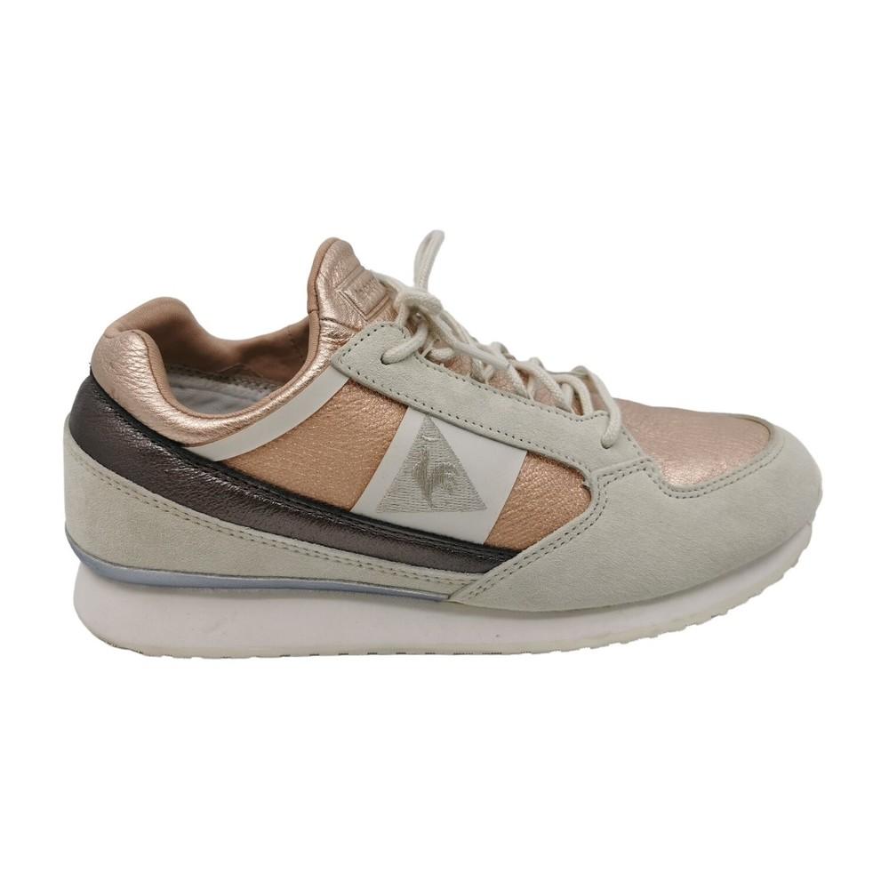Le Coq Sportif Sneakers in het Naturel - Lyst