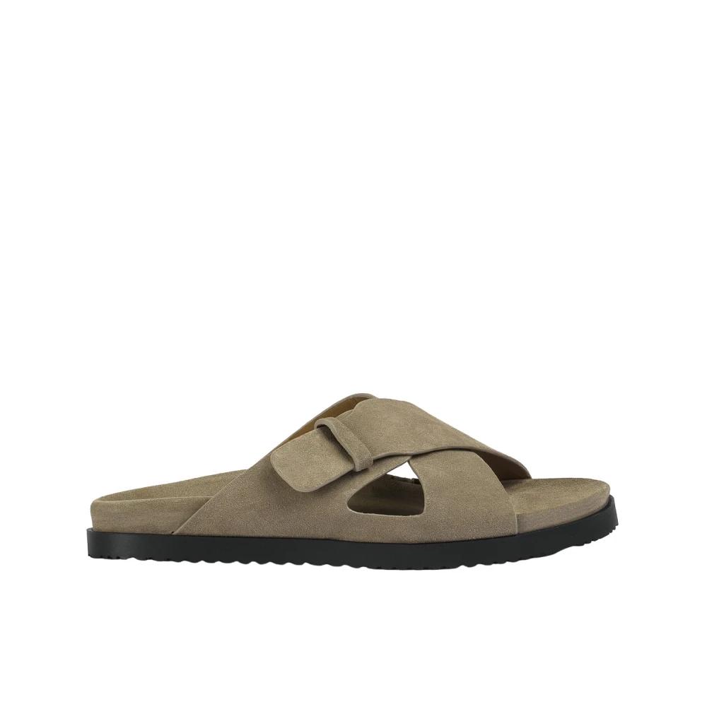 doucals-Brown-Sliders.jpeg doucals-Brown-Sliders.jpeg