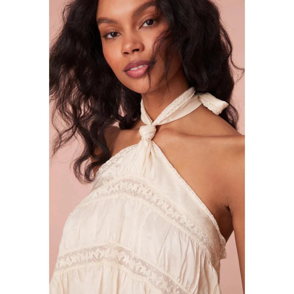 sleeveless fancy tops