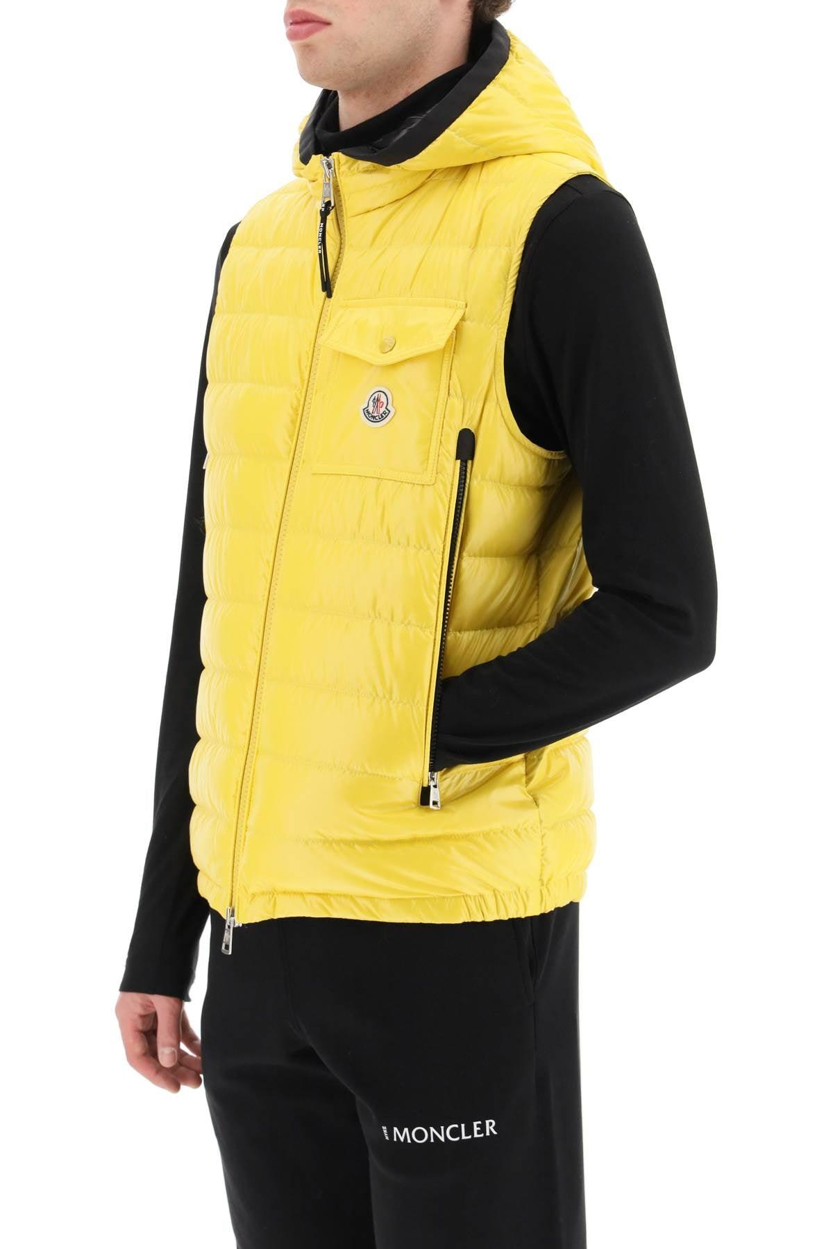 Moncler Basic 'ragot' Padded Vest in Yellow for Men | Lyst