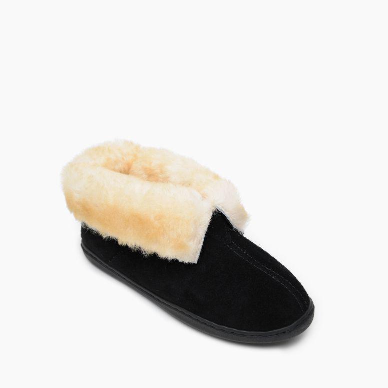 minnetonka men's sheepskin ankle boots
