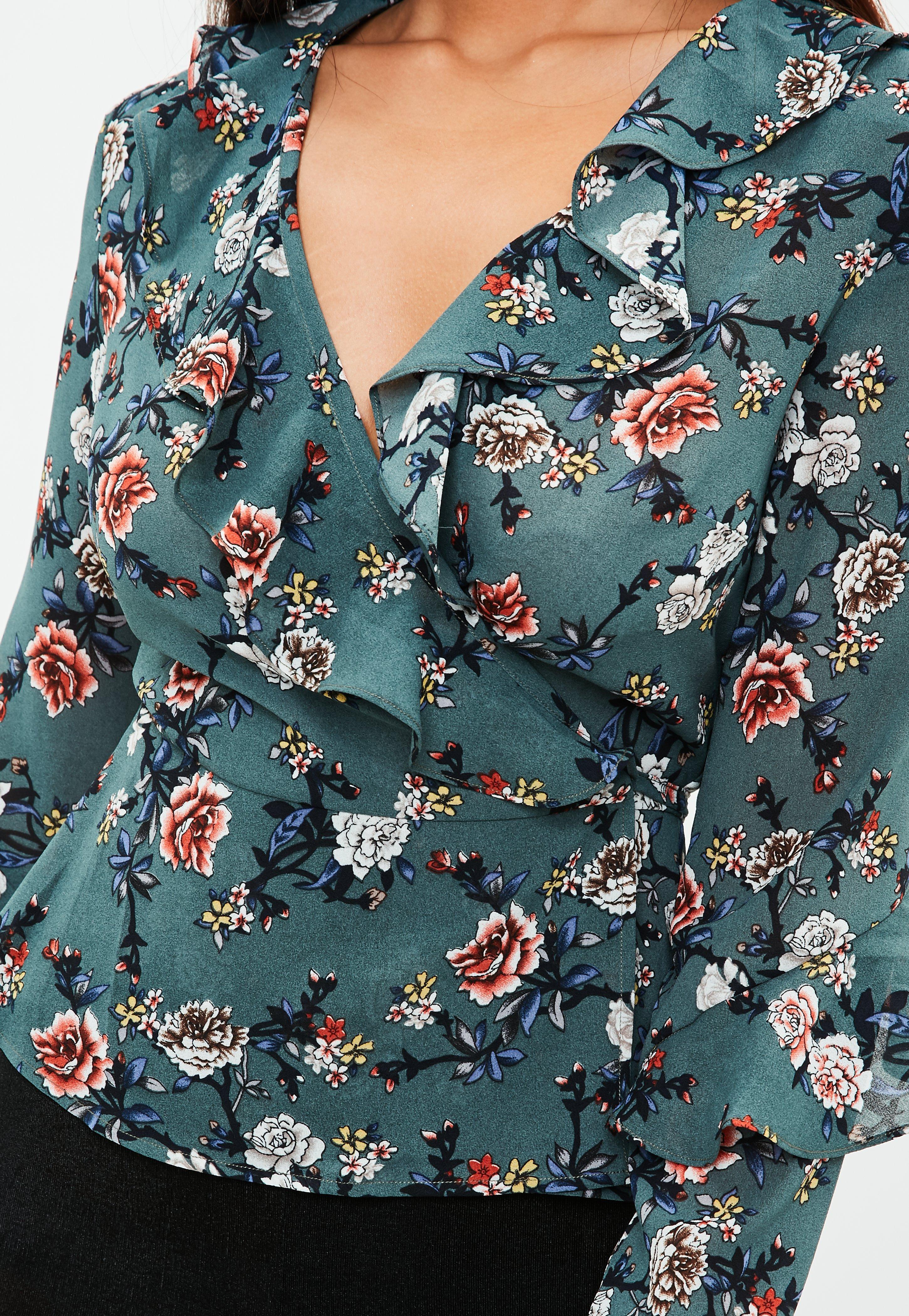 Missguided Synthetic Green Floral Print Ruffle Blouse Lyst