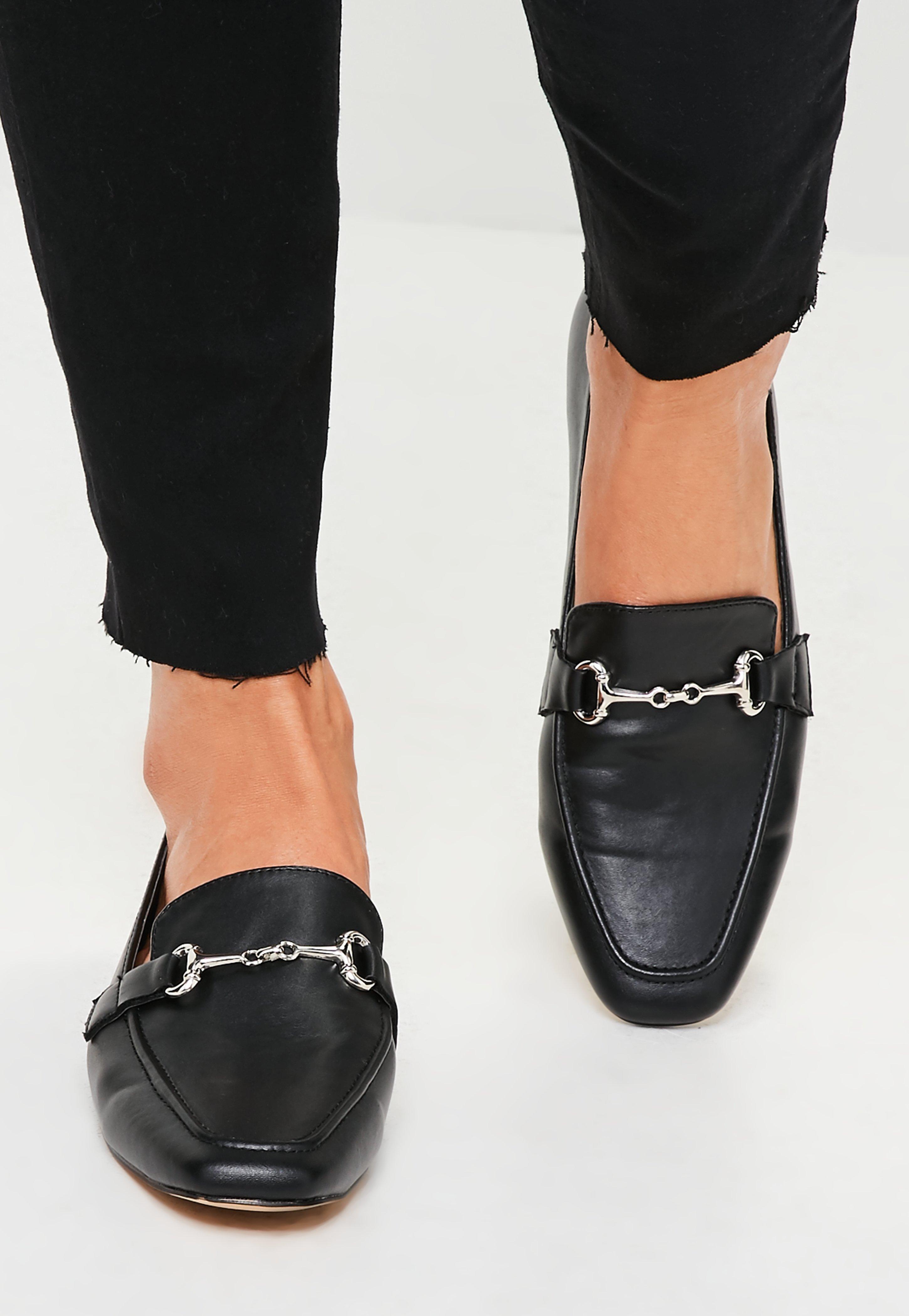 axel arigato toe cap