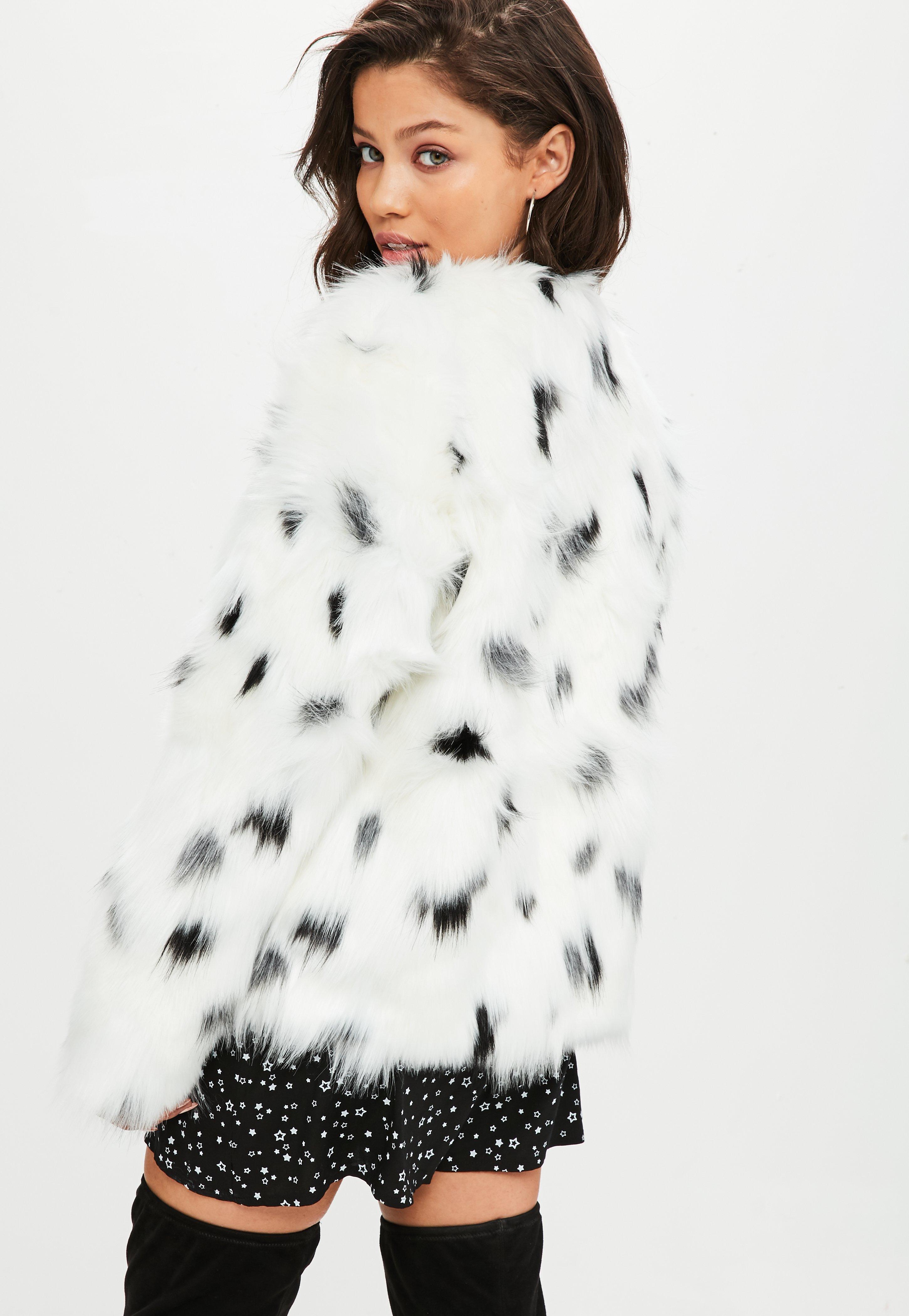 Snow Leopard Fur Coats - Tradingbasis