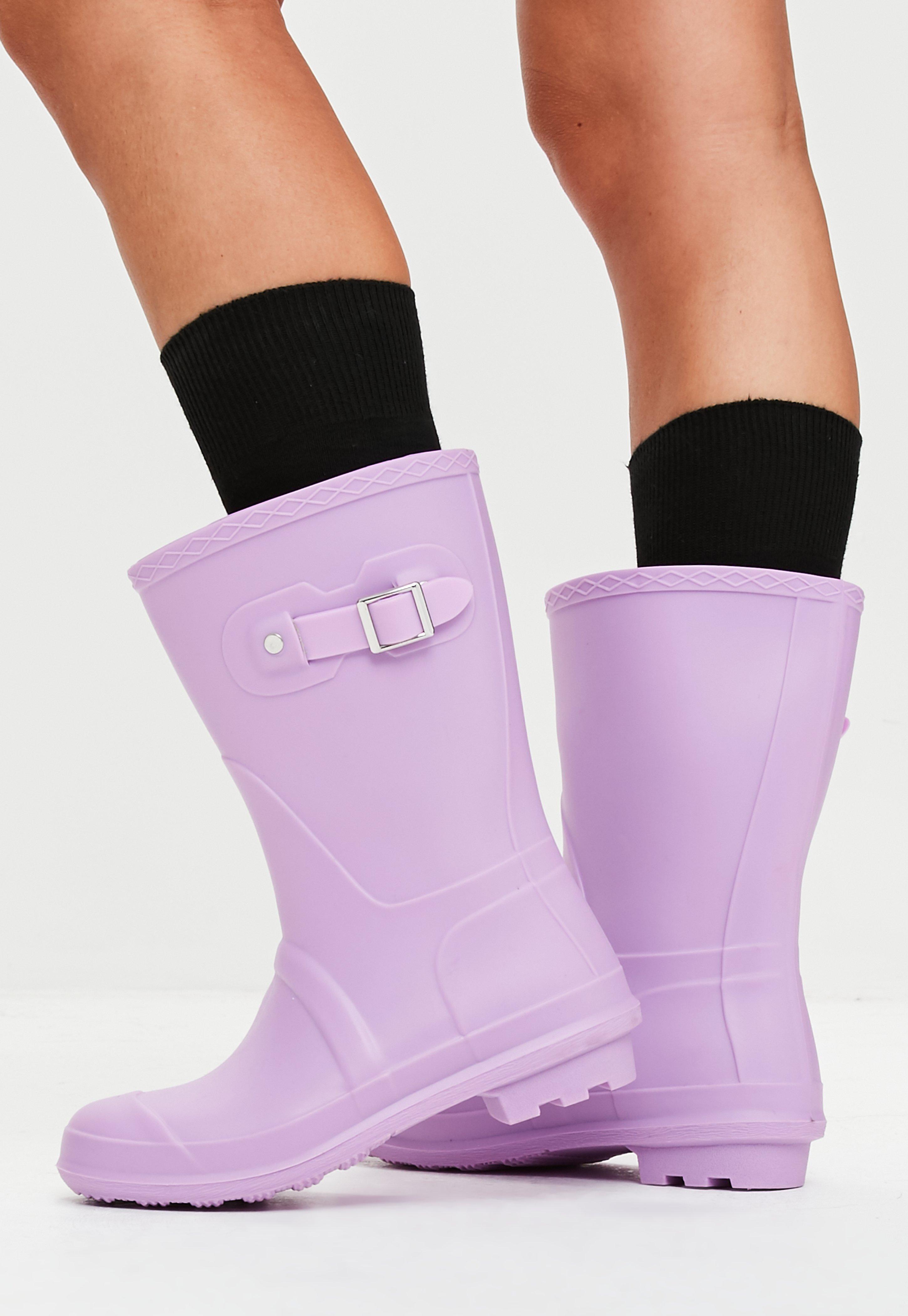 lilac wellies