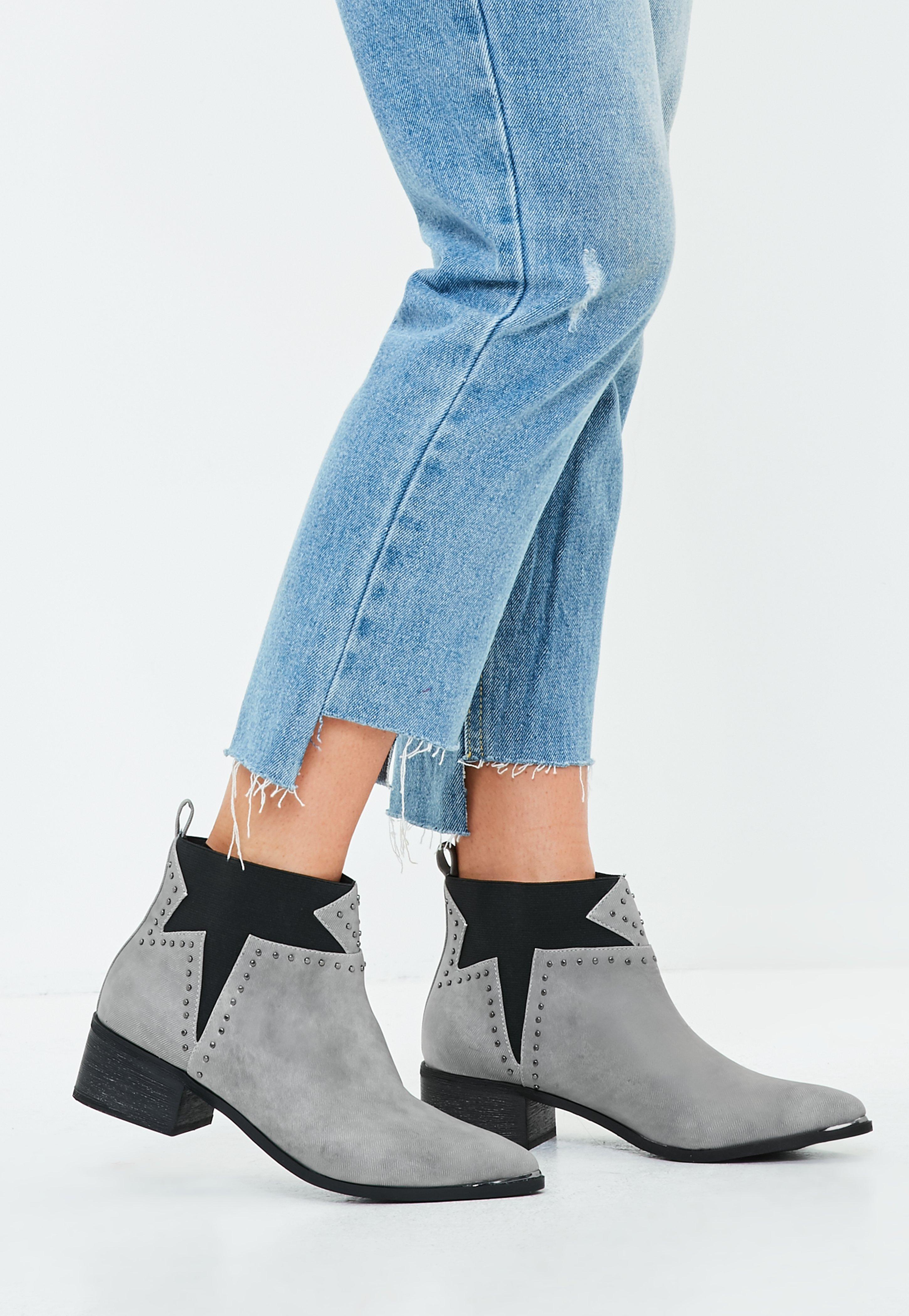 missguided chunky ankle boot with zip up detail in sand