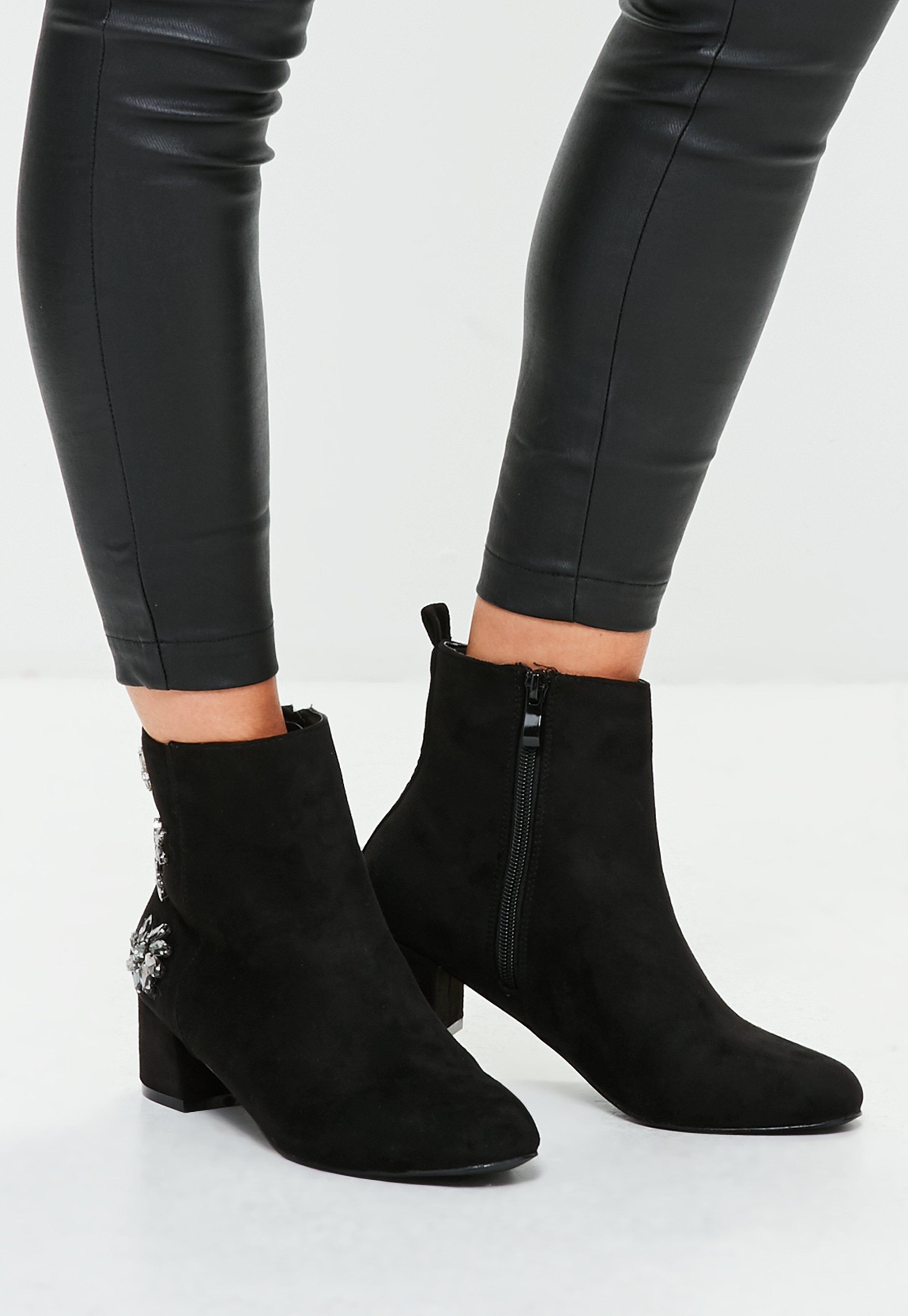 missguided chunky ankle boot in black
