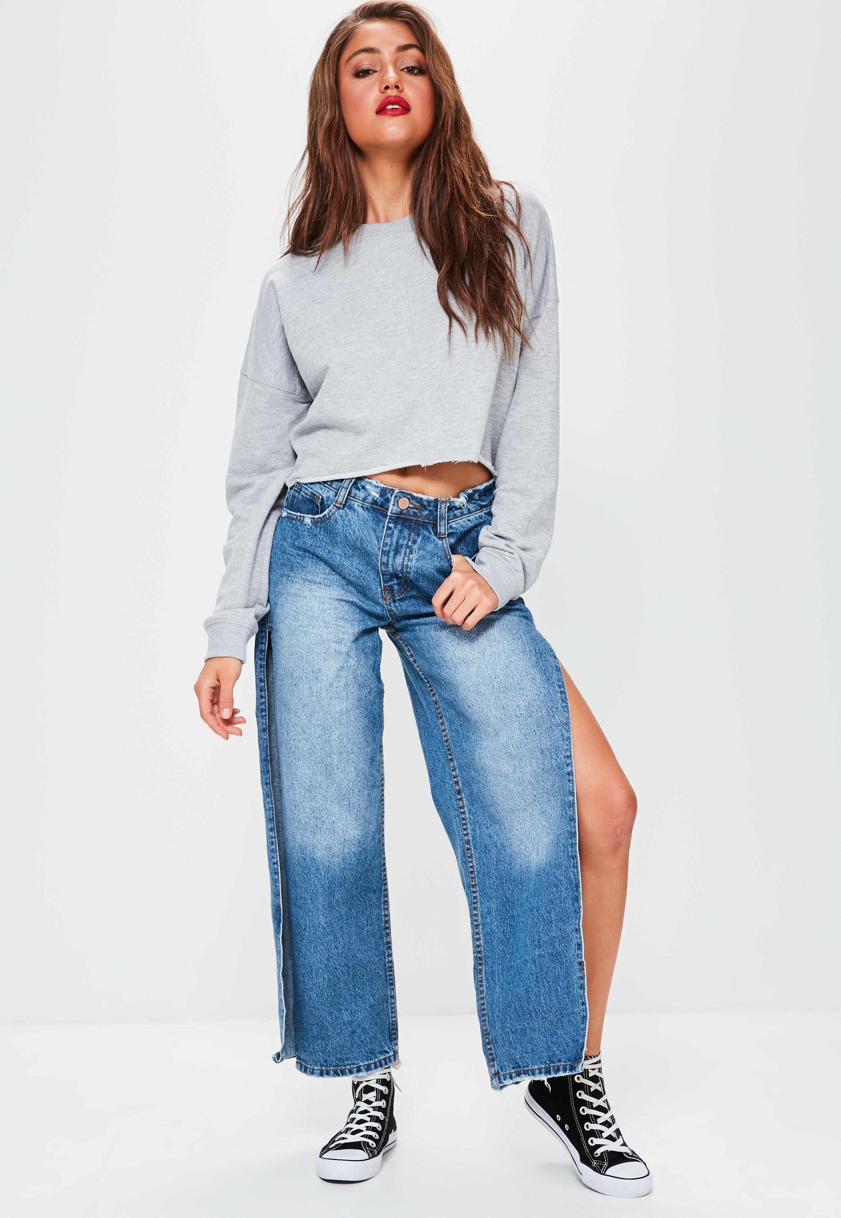 grey sweatshirt cropped