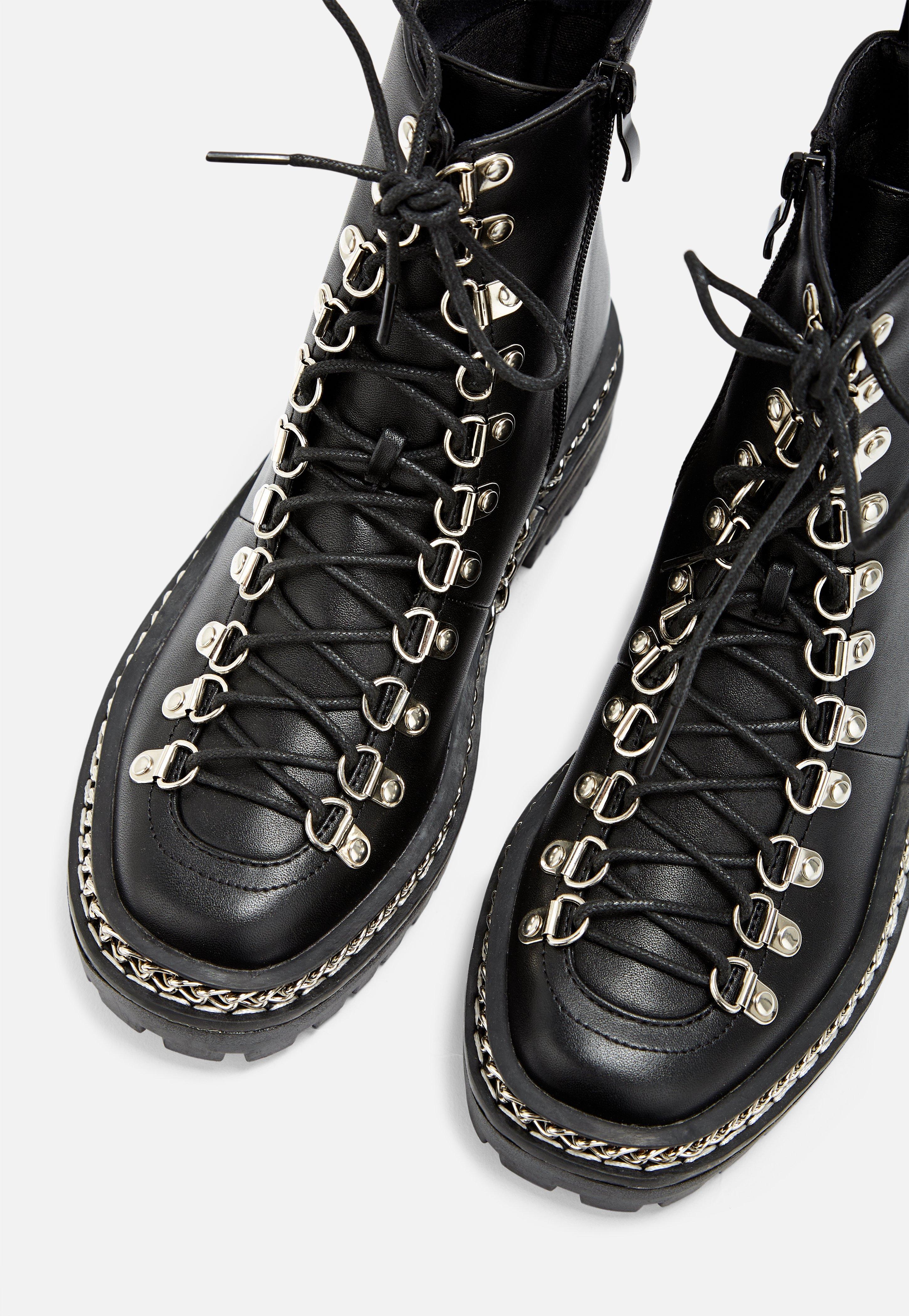 85 Limited Edition Chain shoes price Combine with Best Outfit