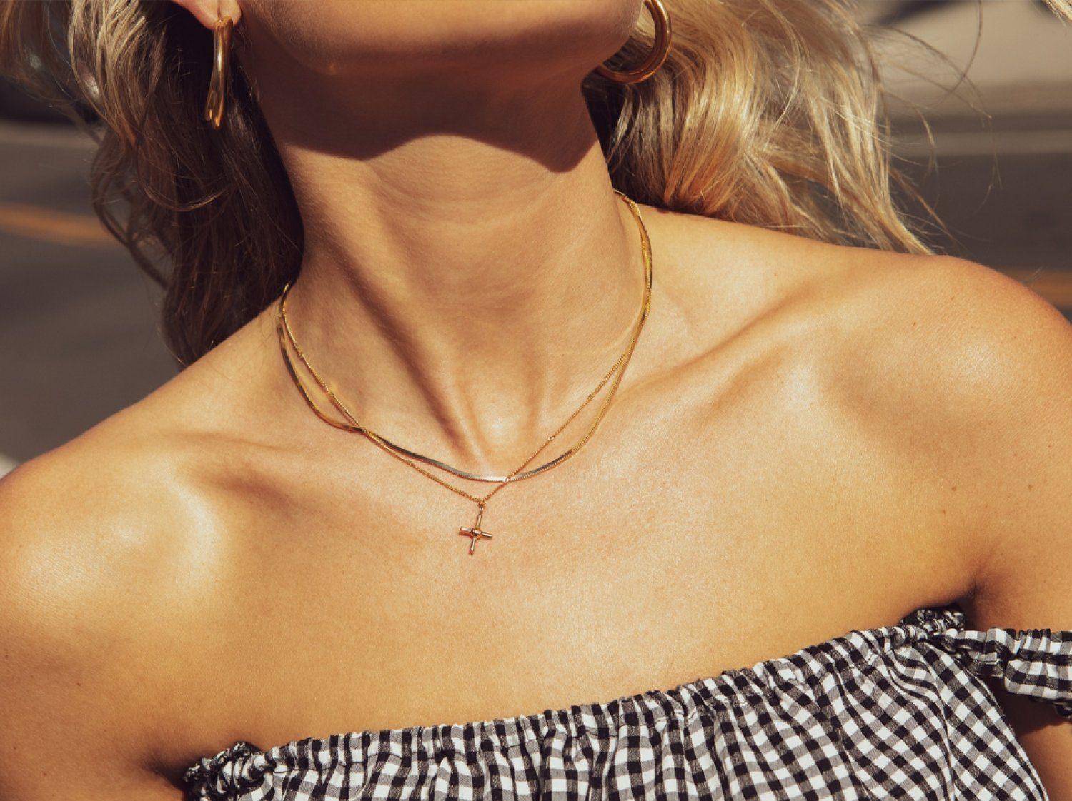 Missoma Cross Necklace Deals, 54% OFF 