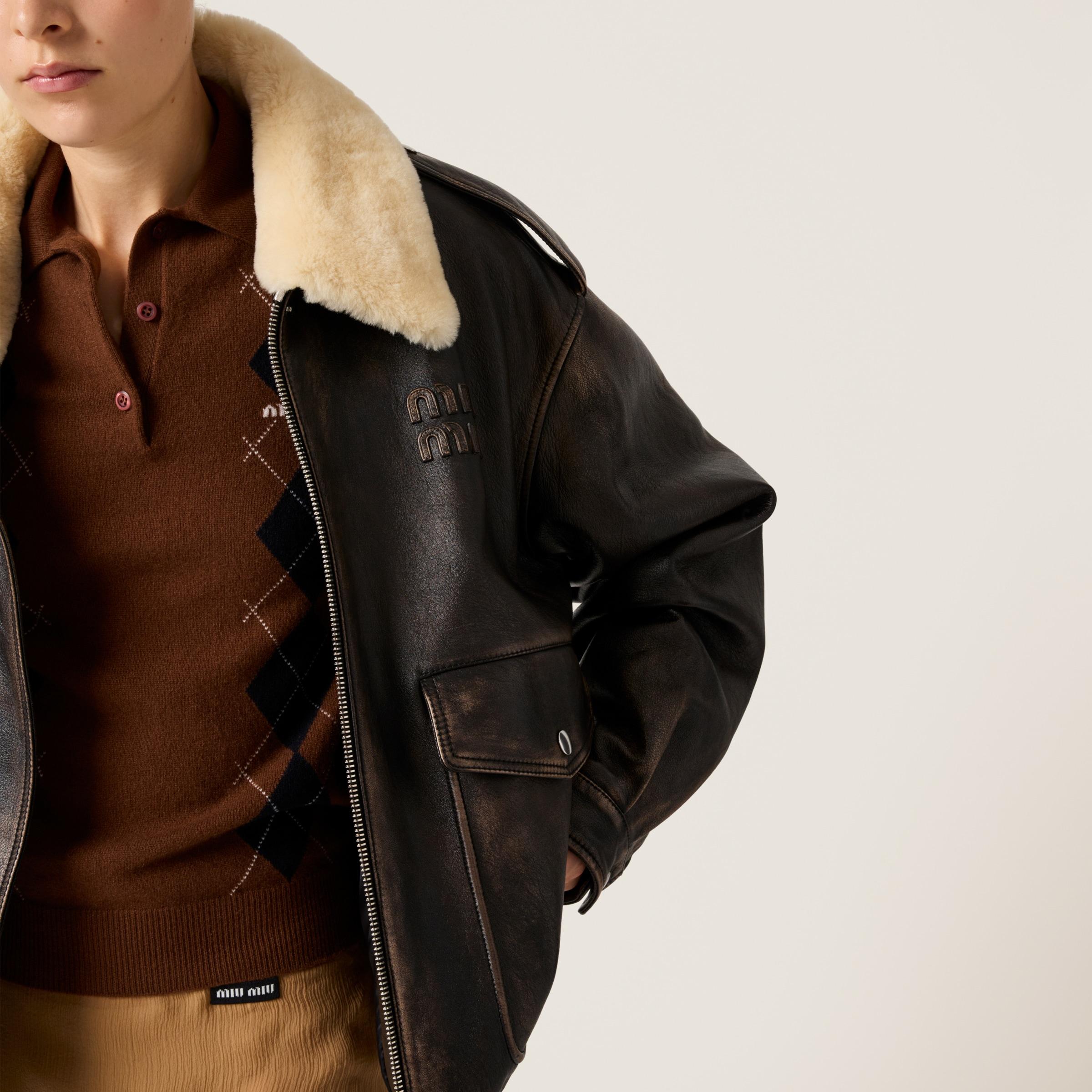 【MIU MIU】BIG Sale★パテッド BOMBER ジャケット Miu Miu Logo-patch Bomber Jacket in Natural | Lyst