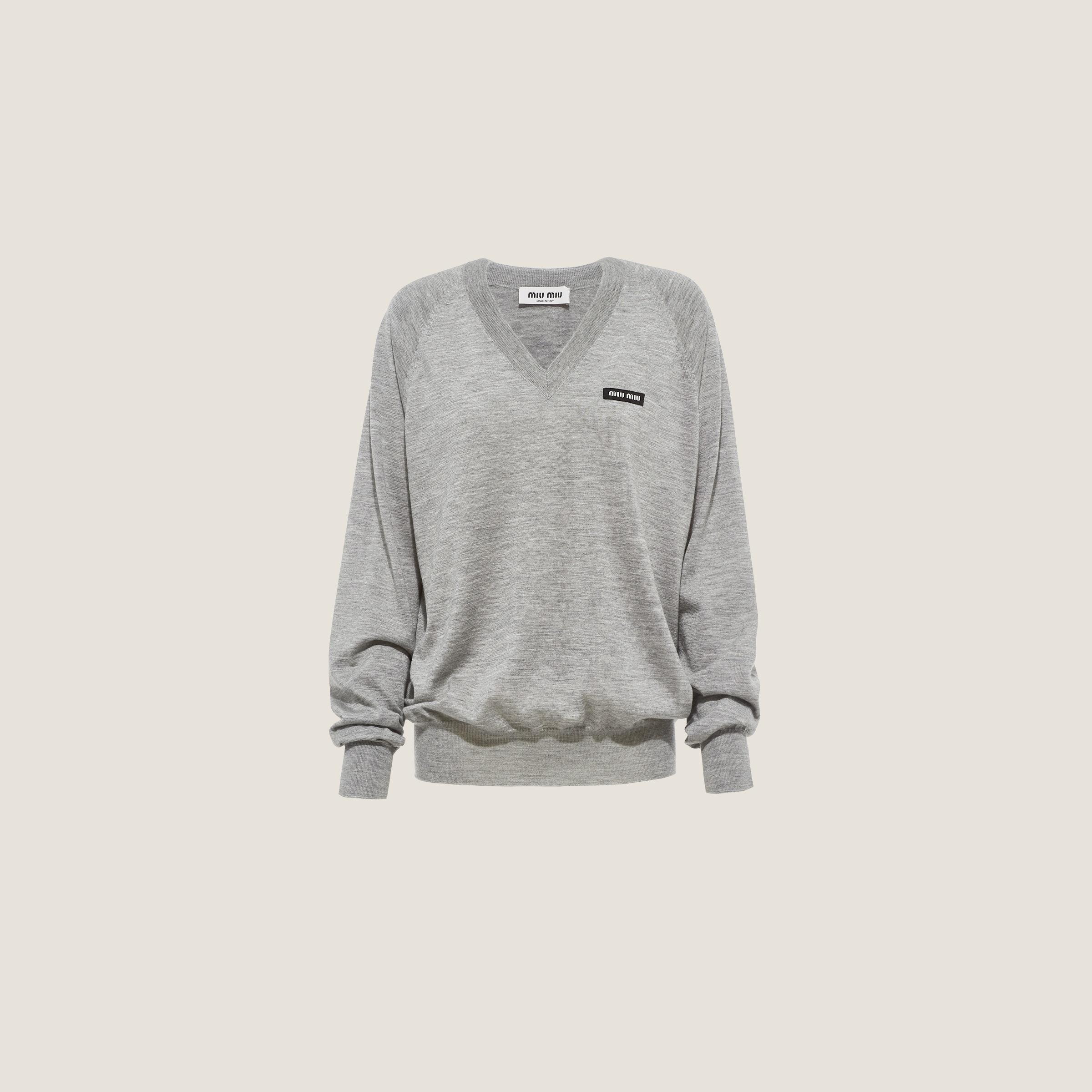 Miu Miu Cashmere And Silk V-neck Sweater in Gray | Lyst