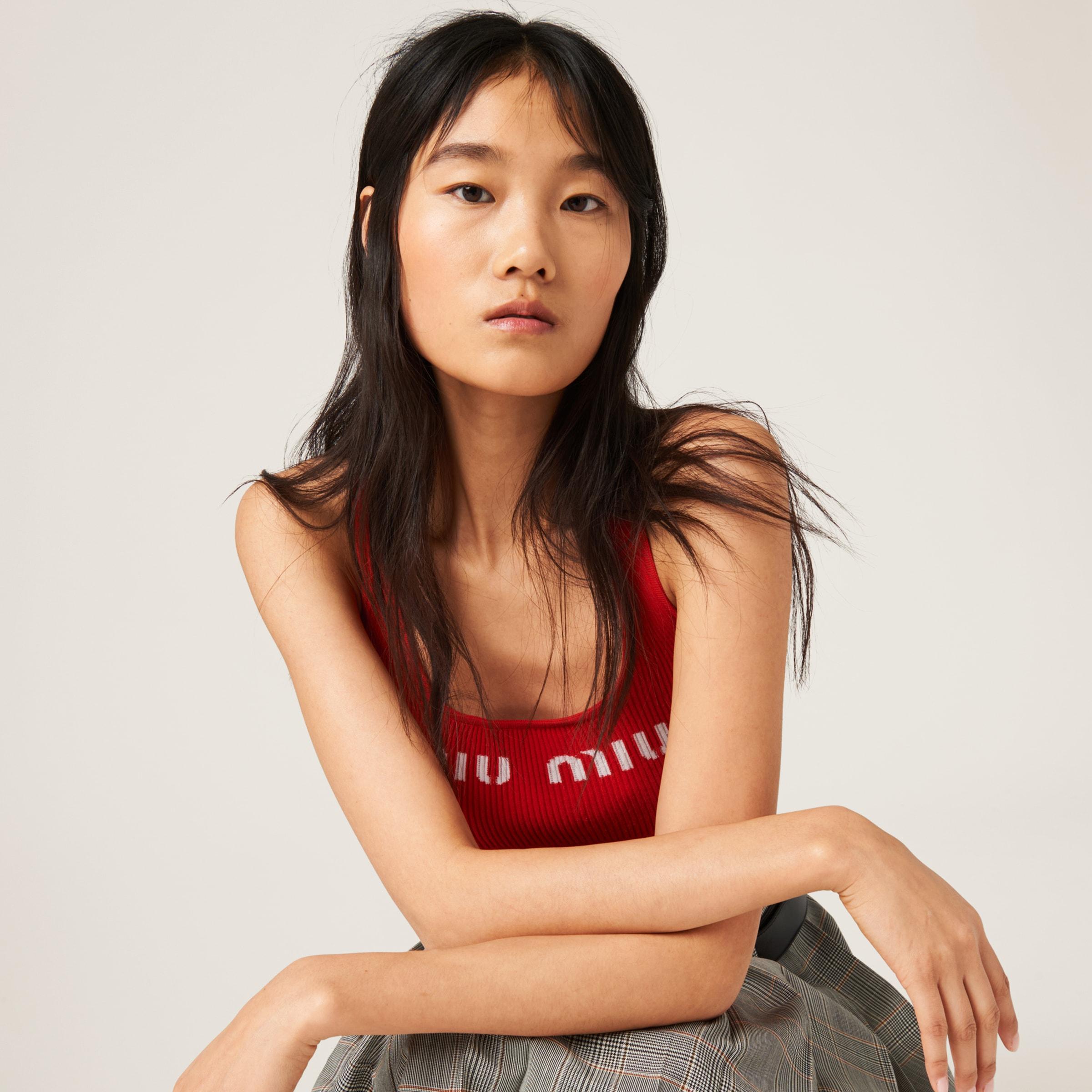 トップス miumiu corset camisole red MIU MIU 2000's Red Corset-Style Cotton Top (S-M) - Emerieu