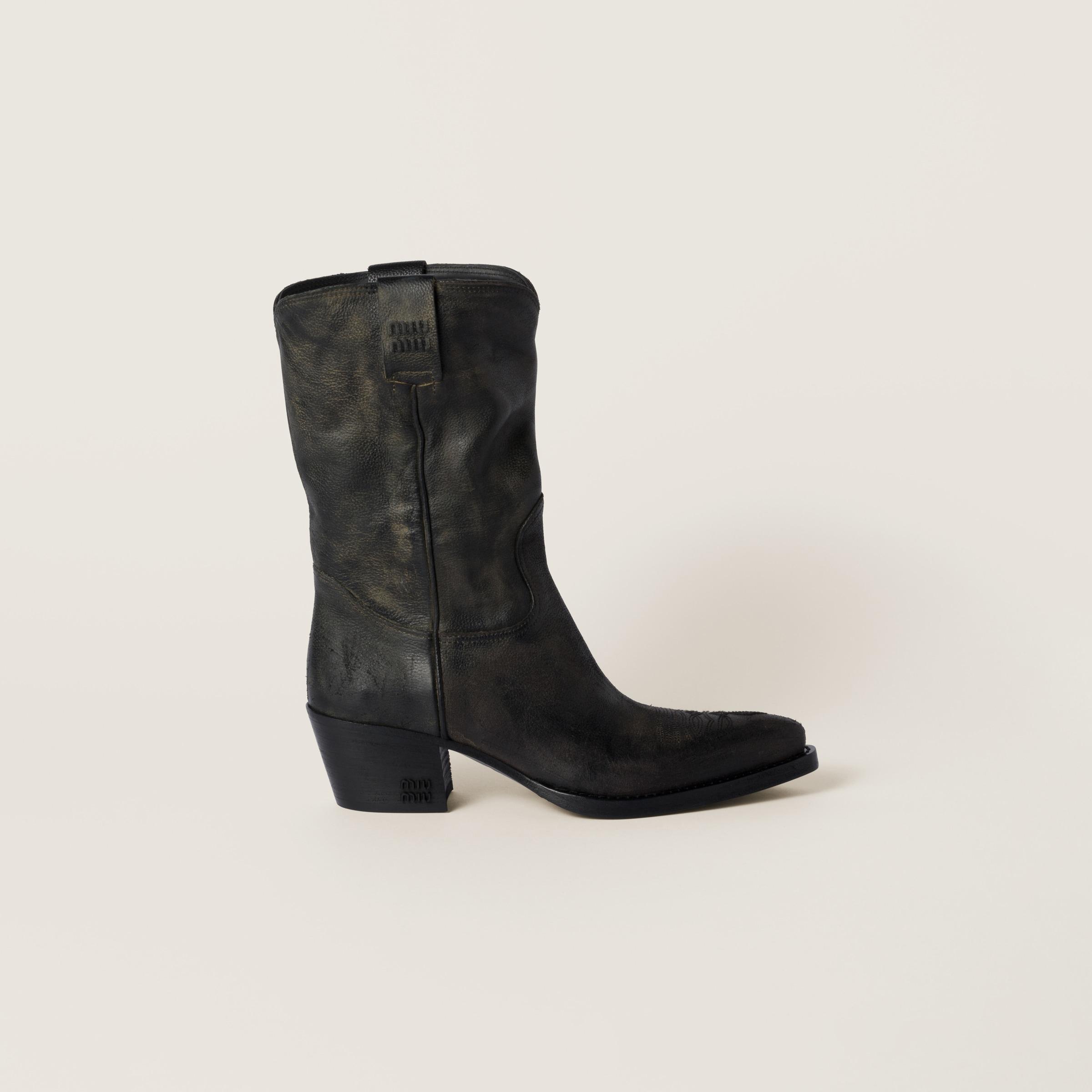 【MiuMiu 】Suede ankle boots アンクルブーツ Miu Miu Suede Shearling Lace-Up Chukka Booties | Neiman Marcus