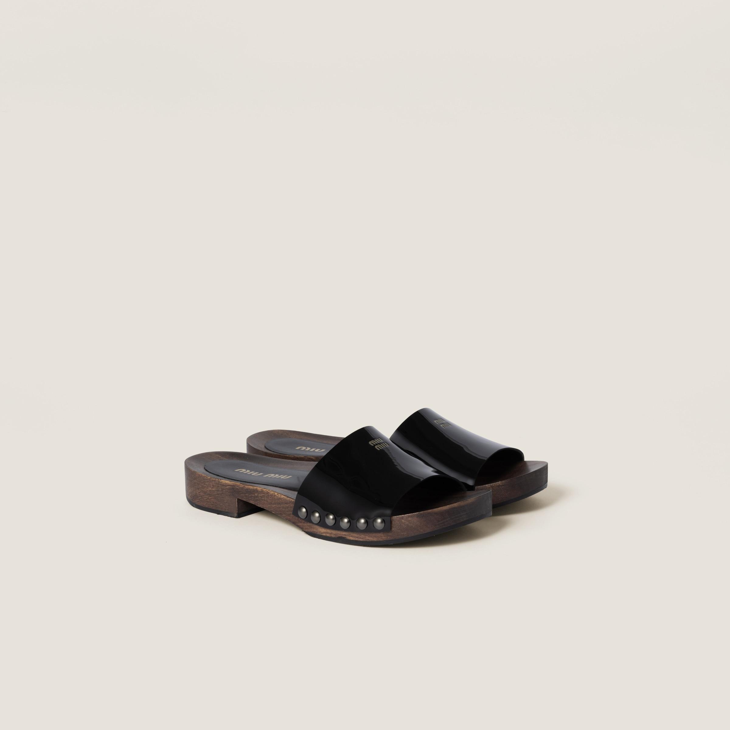 Miu Miu Patent Leather Clogs in Black | Lyst