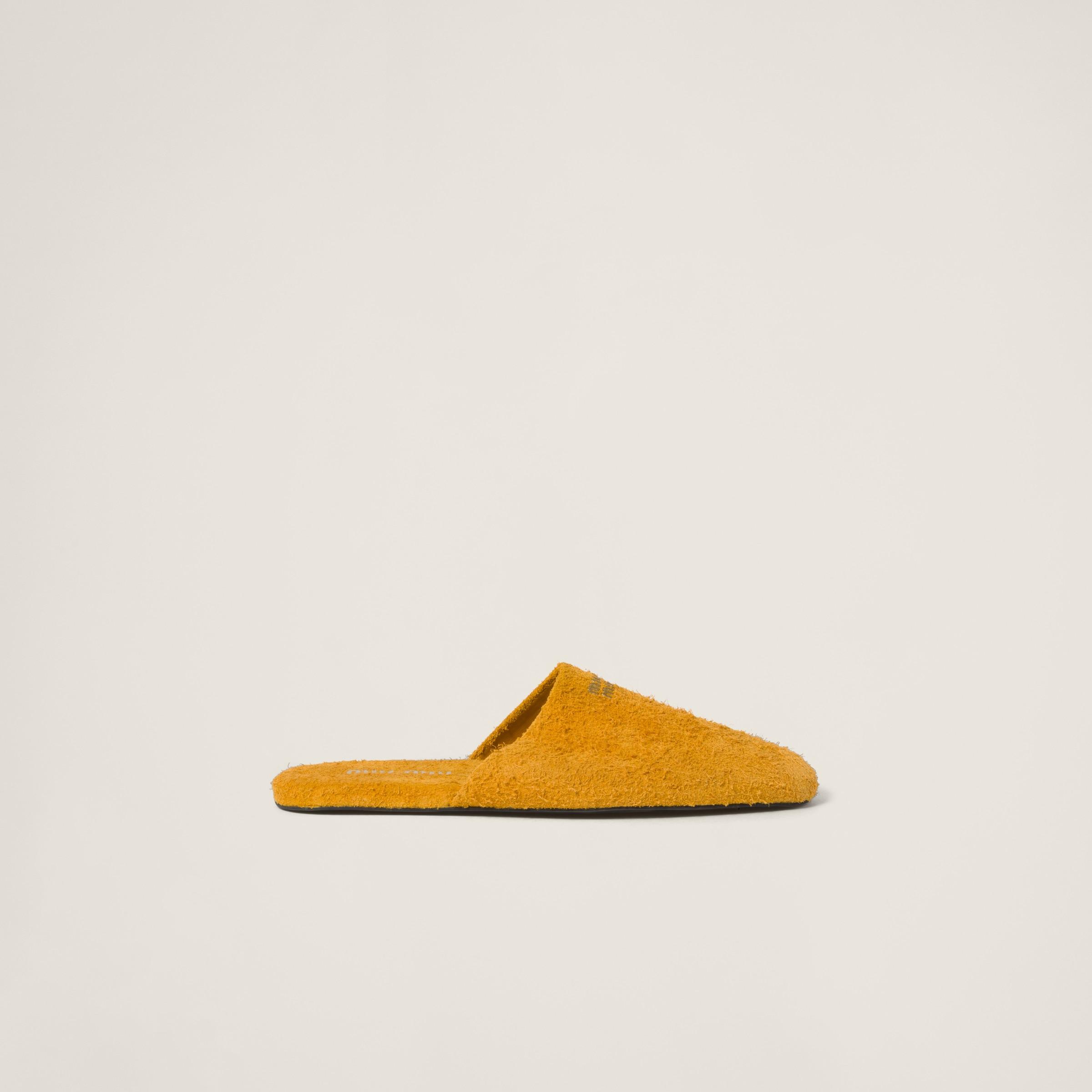 【関税&送料込】Miu Miu Caramel Suede Slippers Miu Miu Suede Slippers in Yellow | Lyst
