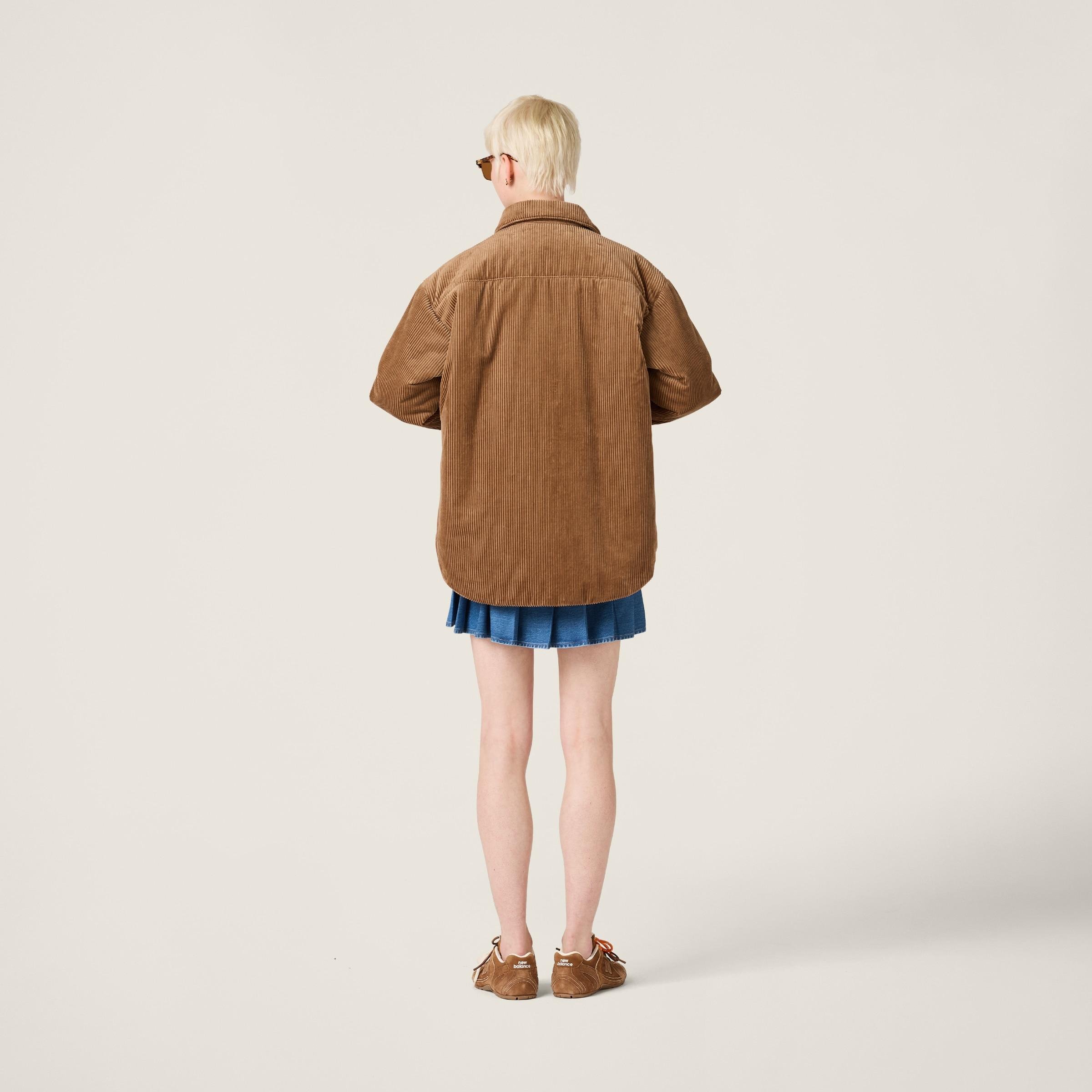 ダウンジャケット・コート MiuMiu | Medium-weight wool down jacket Miu Miu Cropped Down Jacket | Black | FARFETCH