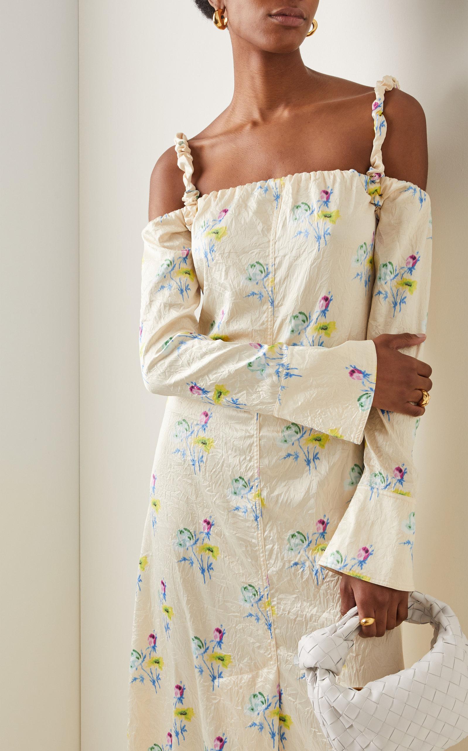 Ganni Floral Satin Off-the-shoulder Maxi Dress in Natural | Lyst