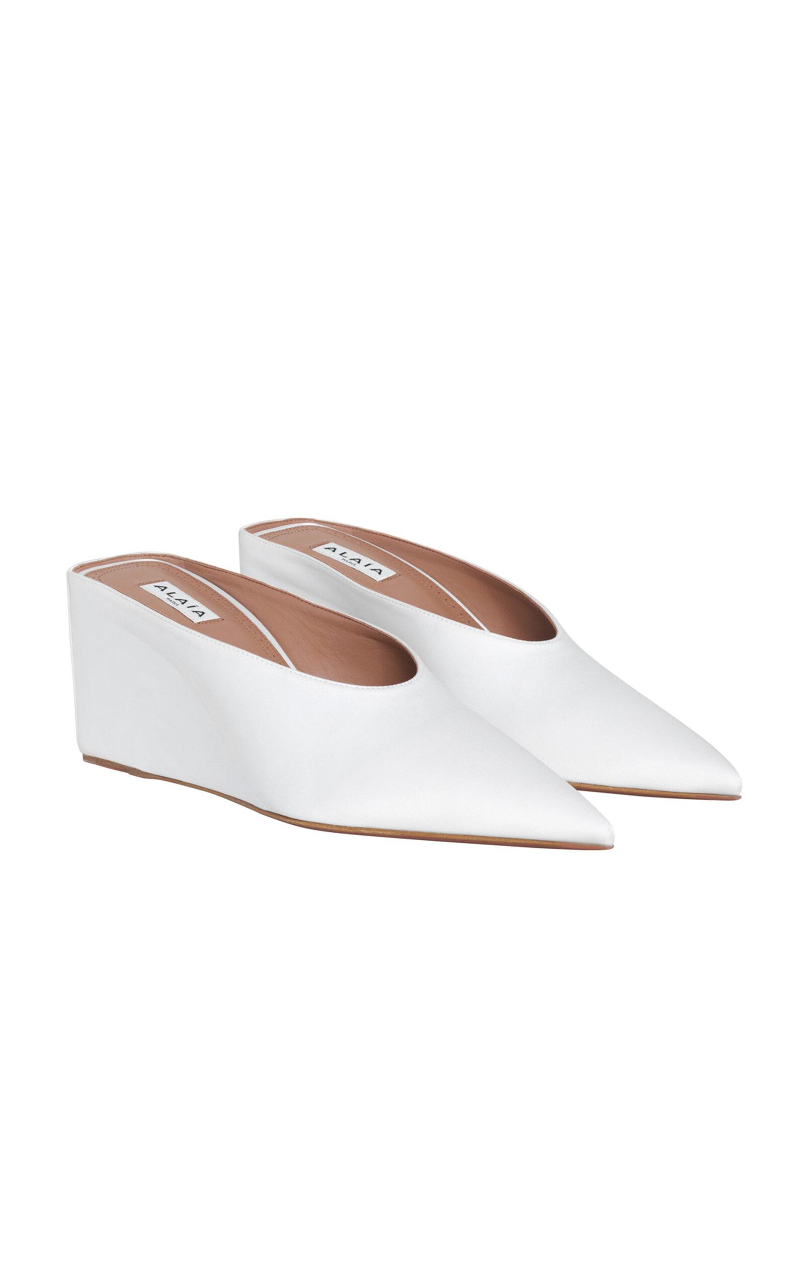 SALE【Alaia】ウェッジトングサンダル ALAÏA Sandals, Slingbacks and Wedges | ALAÏA CA