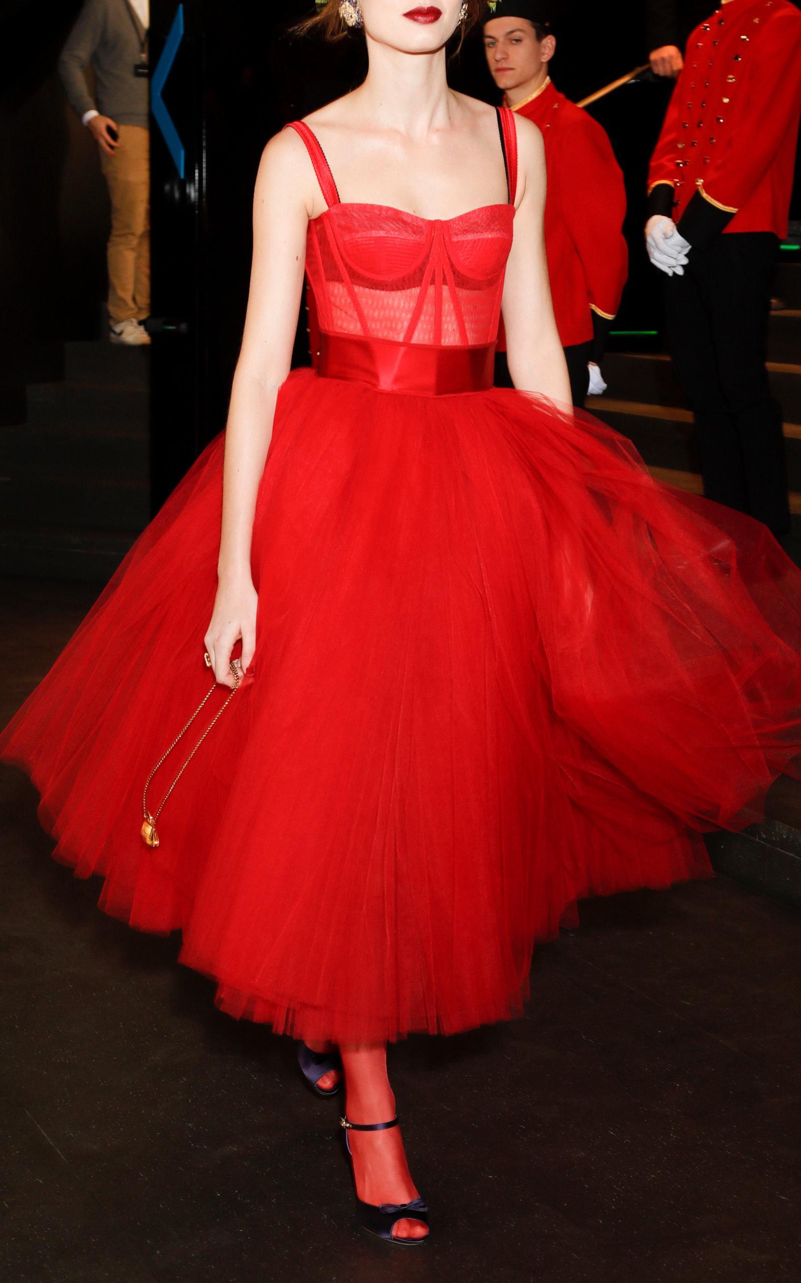 transfusion rækkevidde Panda Dolce & Gabbana Tulle Gown in Red | Lyst