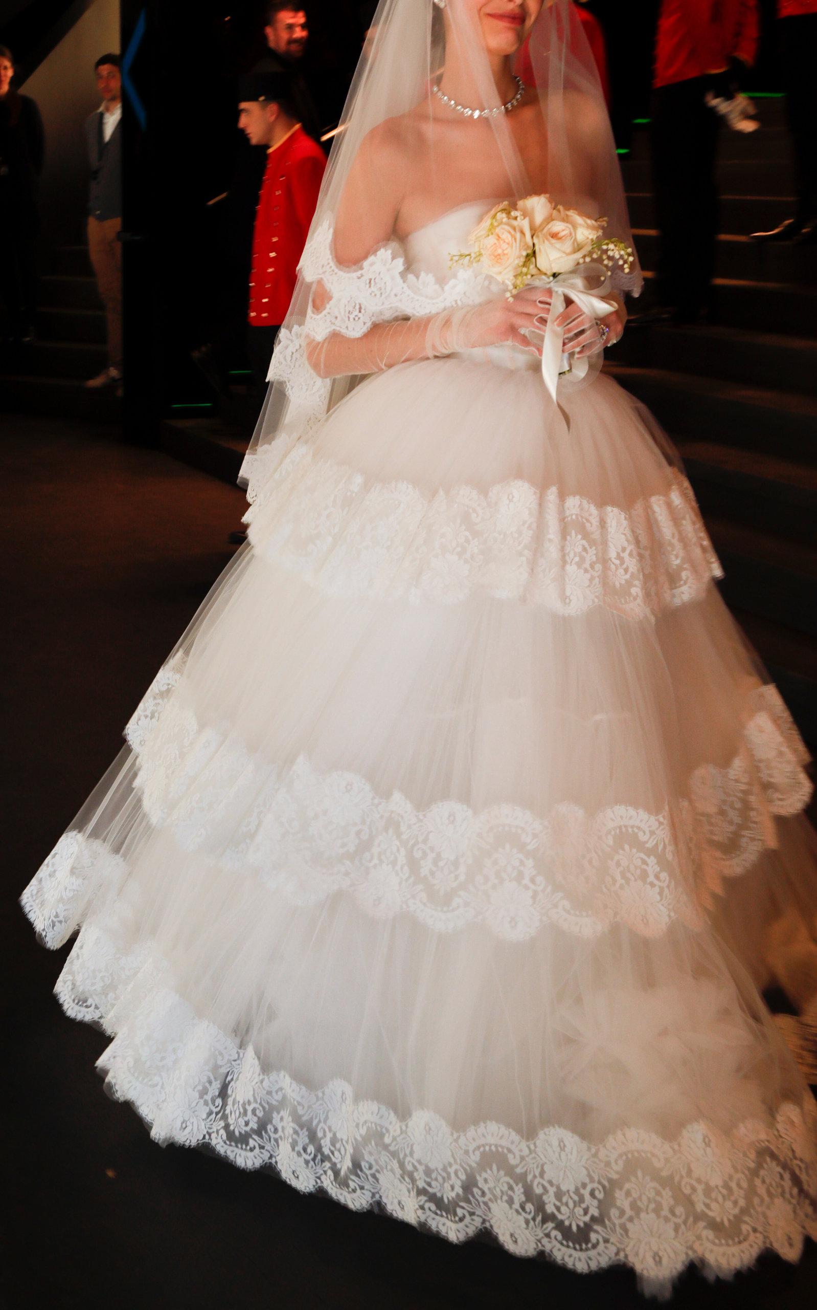 Haute couture wedding dresses | Wedding dress couture, Haute couture wedding  dress, Couture wedding gowns