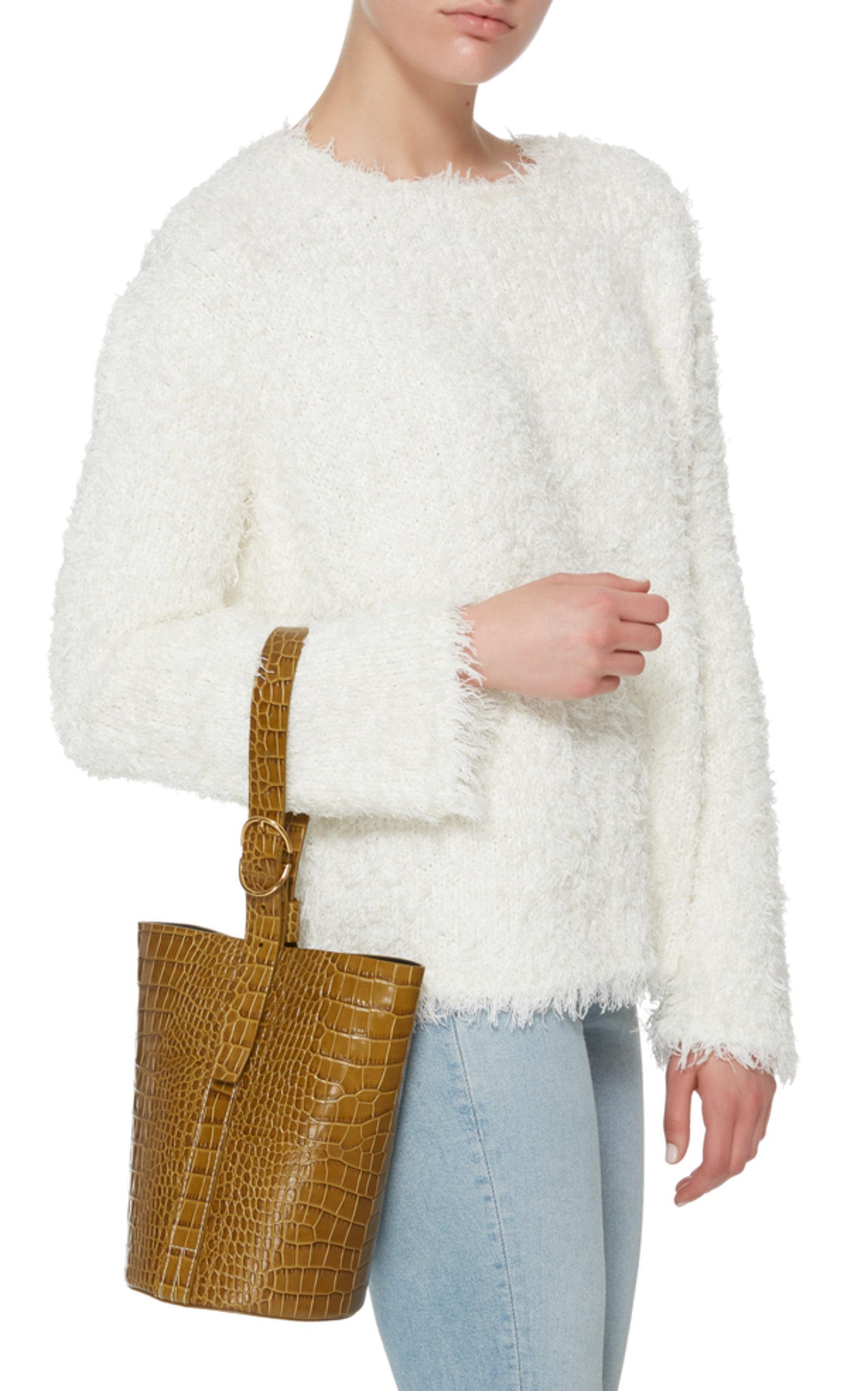 trademark classic bucket bag
