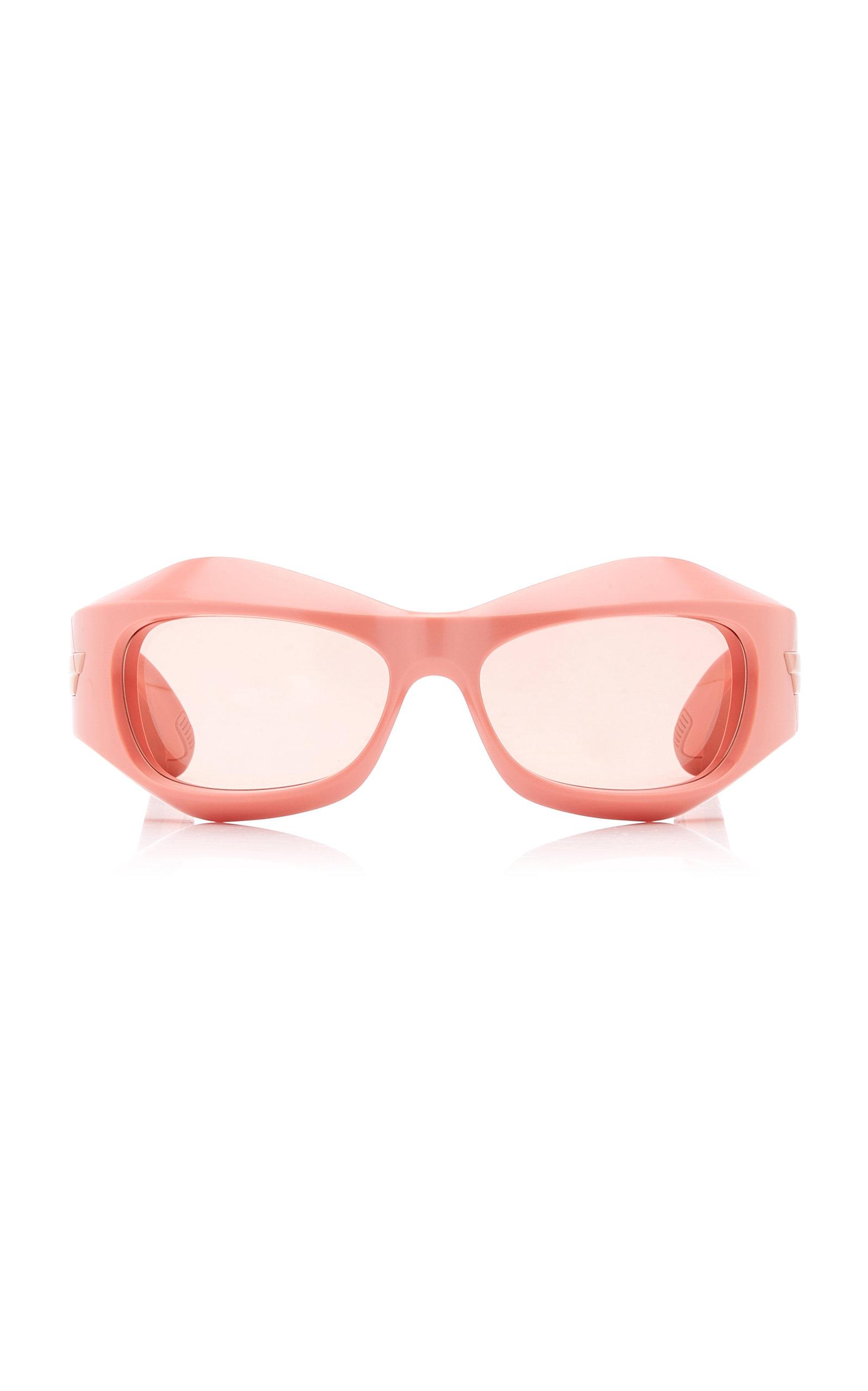 Bottega Veneta Exclusive Fashion Show Acetate Wrap-around Sunglasses in  Pink | Lyst